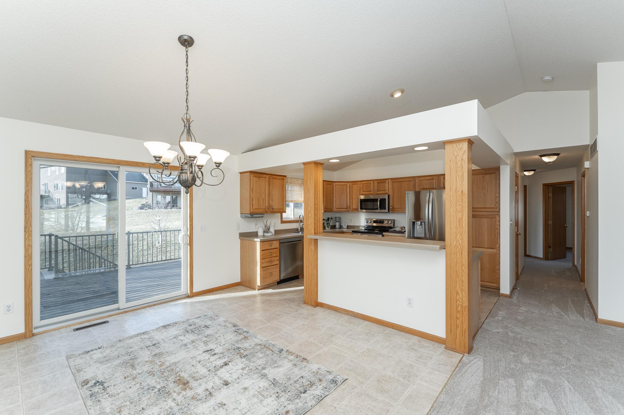 4512 Manor Park Drive, Rochester, Minnesota image 6