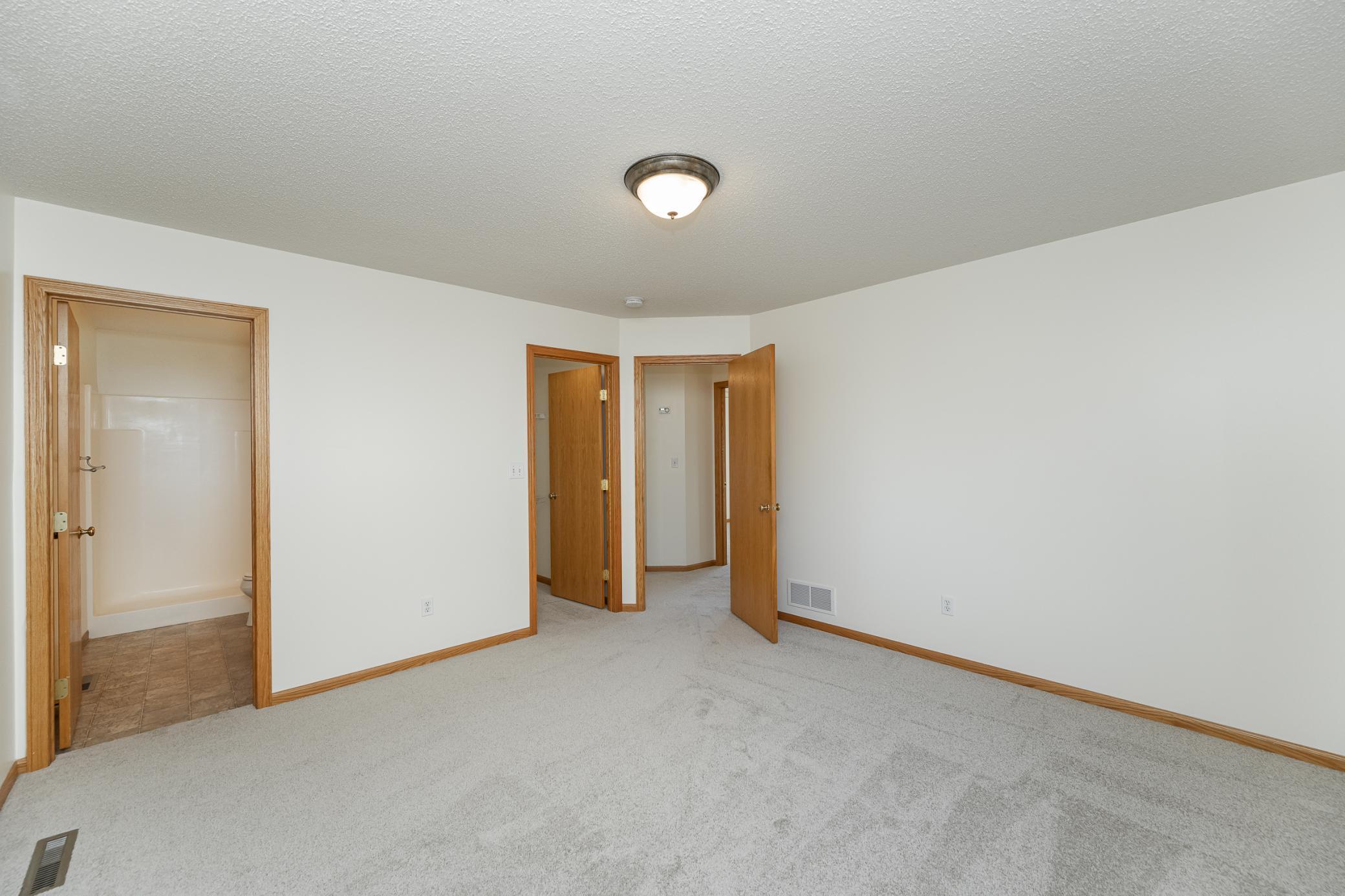 4512 Manor Park Drive, Rochester, Minnesota image 16