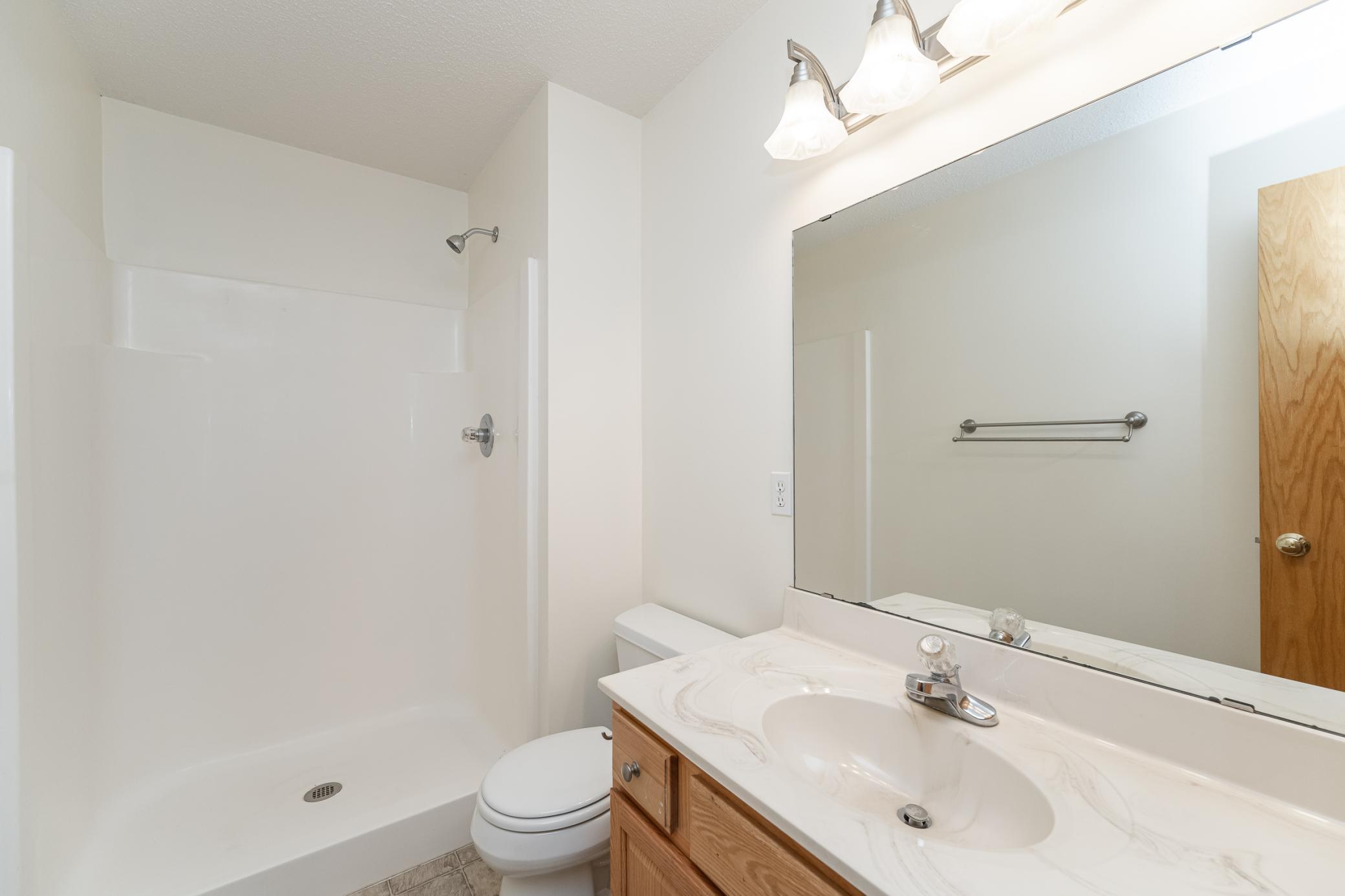 4512 Manor Park Drive, Rochester, Minnesota image 17