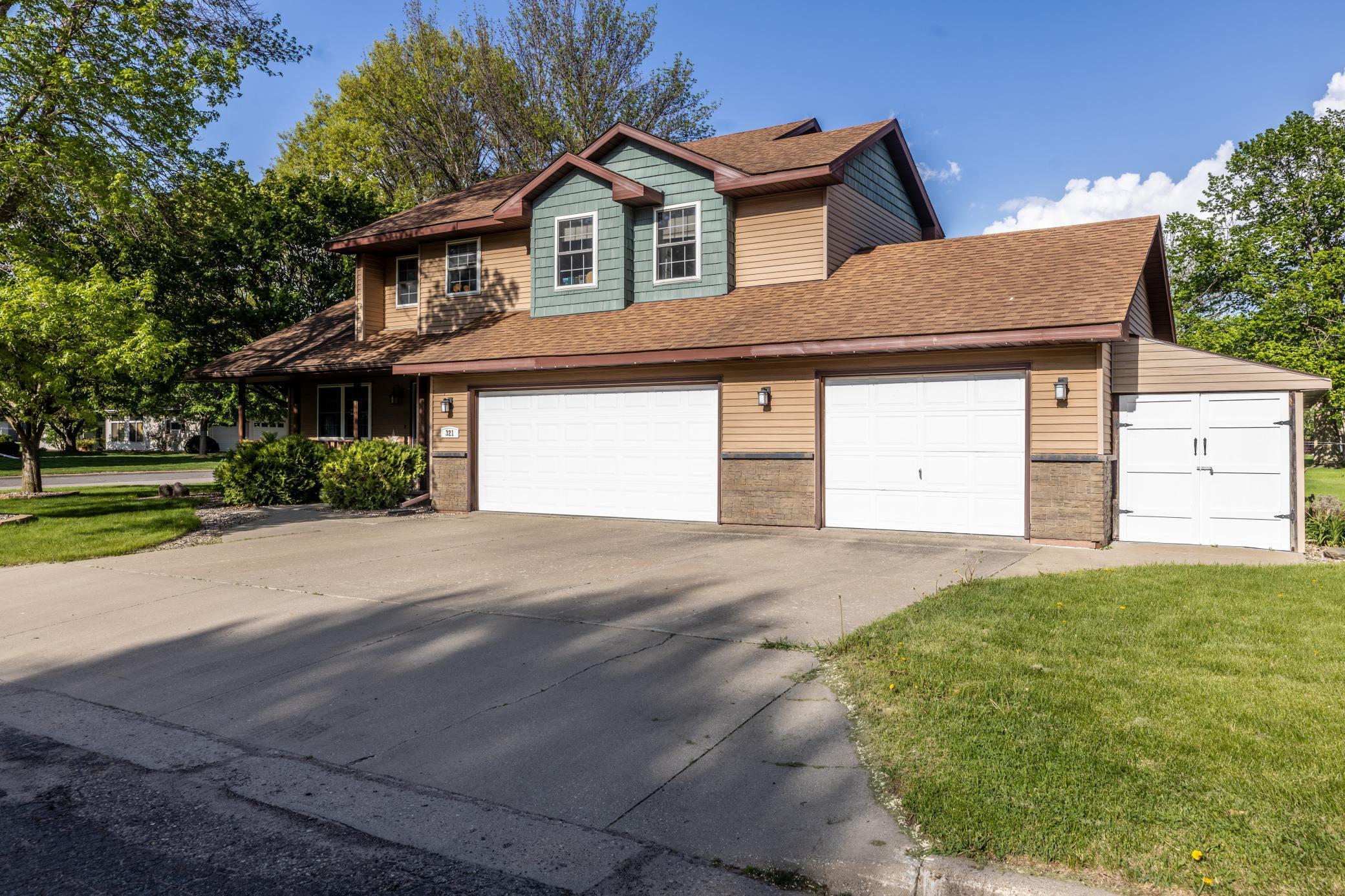 321 Memorial Drive, Blooming Prairie, Minnesota image 4