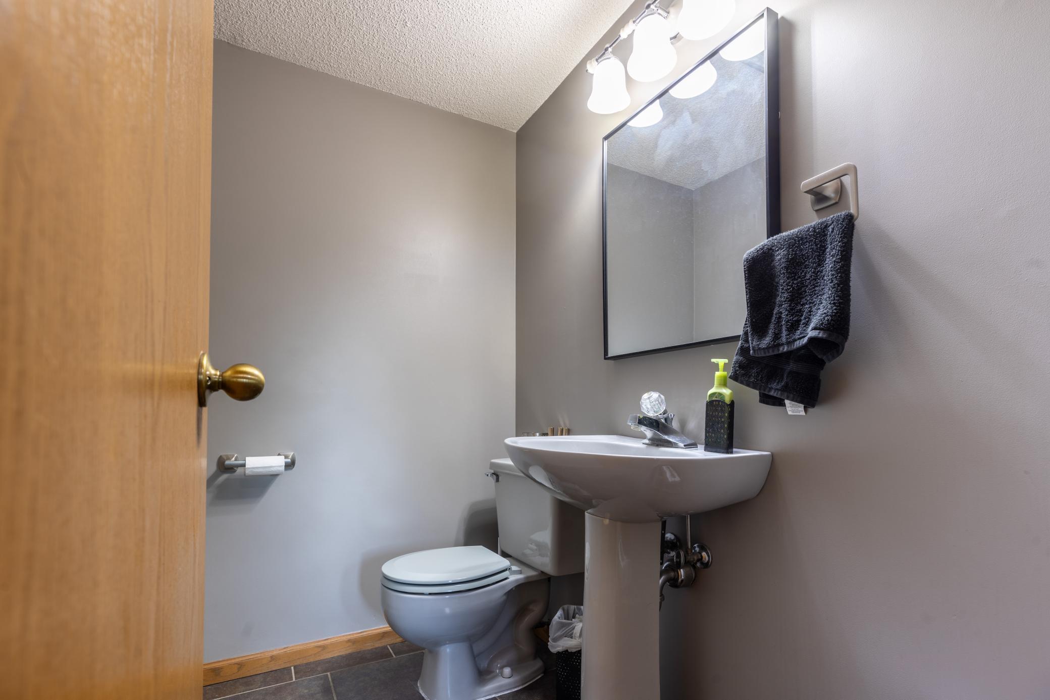 321 Memorial Drive, Blooming Prairie, Minnesota image 10