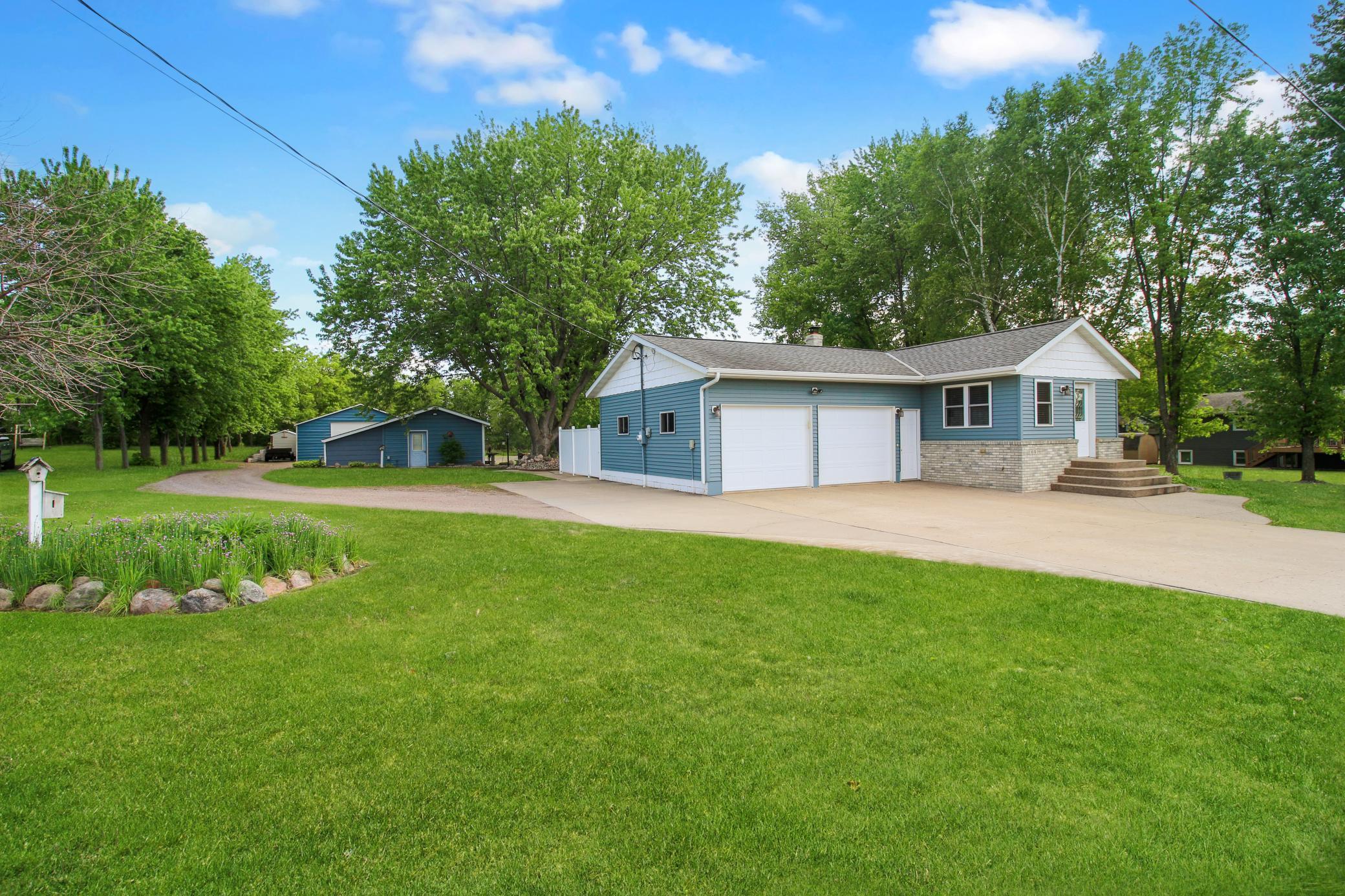 69 5th Street, Richmond, Minnesota image 3