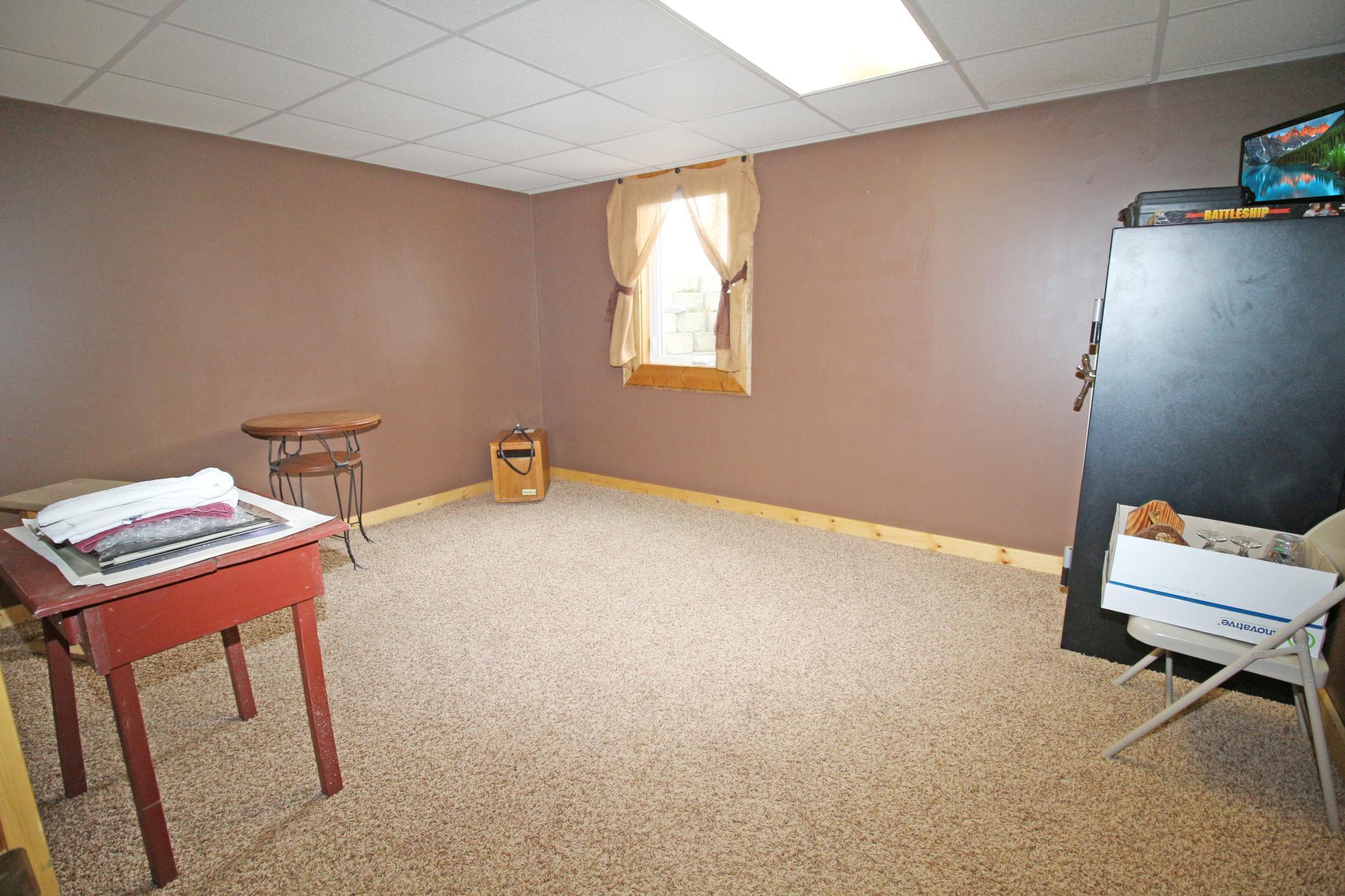 69 5th Street, Richmond, Minnesota image 22