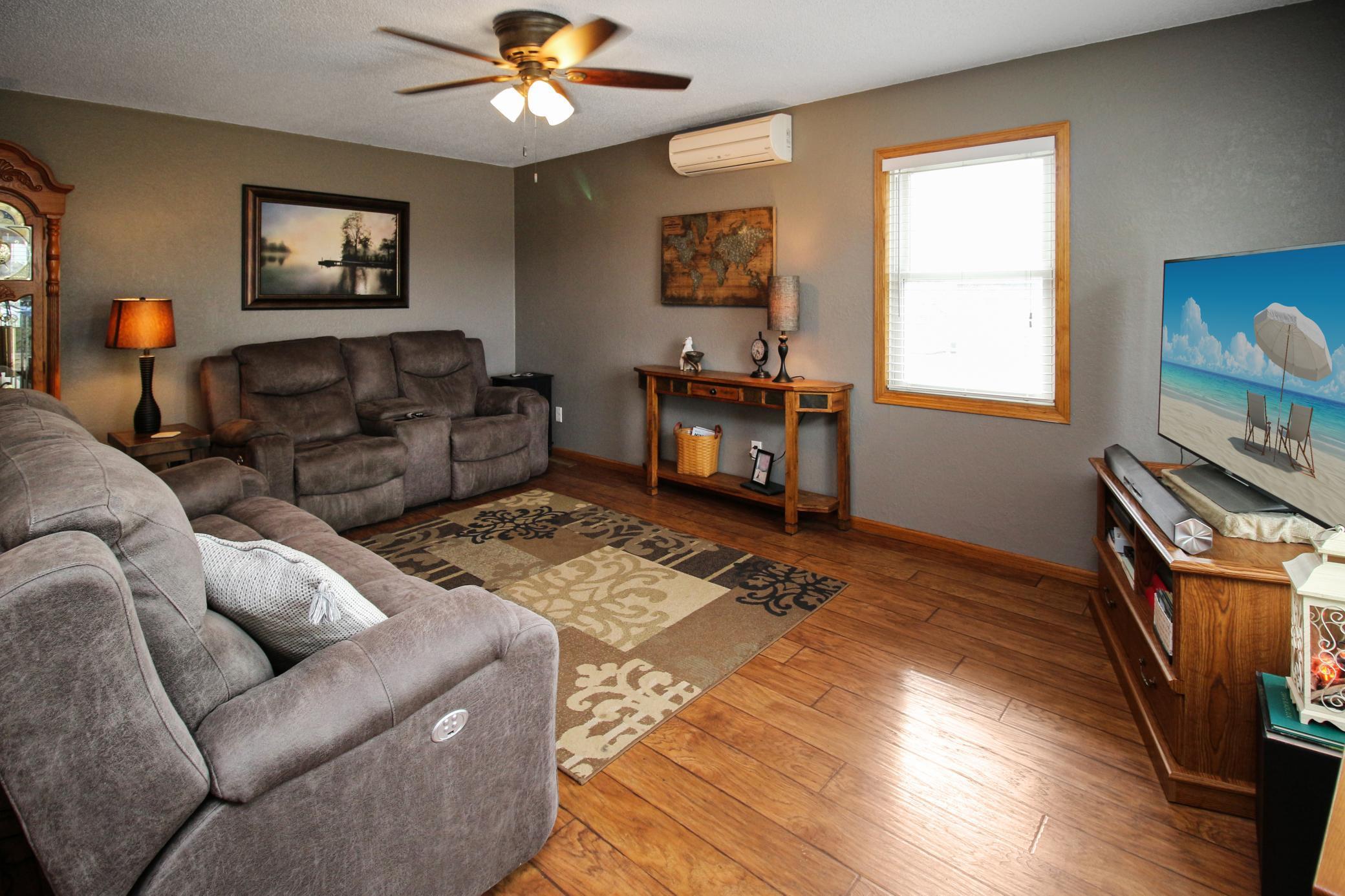 69 5th Street, Richmond, Minnesota image 7
