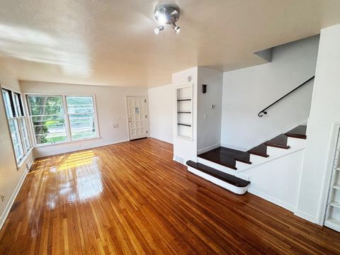 Townhouse For Rent - 3720 Quebec Avenue<br/> Minneapolis, MN 55426