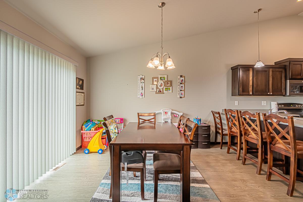 Moorhead, Minnesota 56560, United States, 4 Bedrooms Bedrooms, ,2 BathroomsBathrooms,Residential,Pending,55130