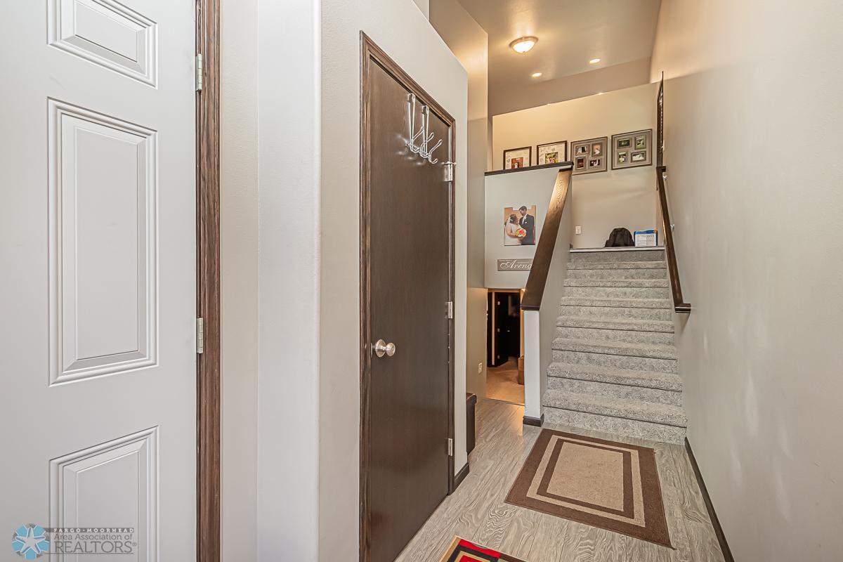 Moorhead, Minnesota 56560, United States, 4 Bedrooms Bedrooms, ,2 BathroomsBathrooms,Residential,Pending,55130