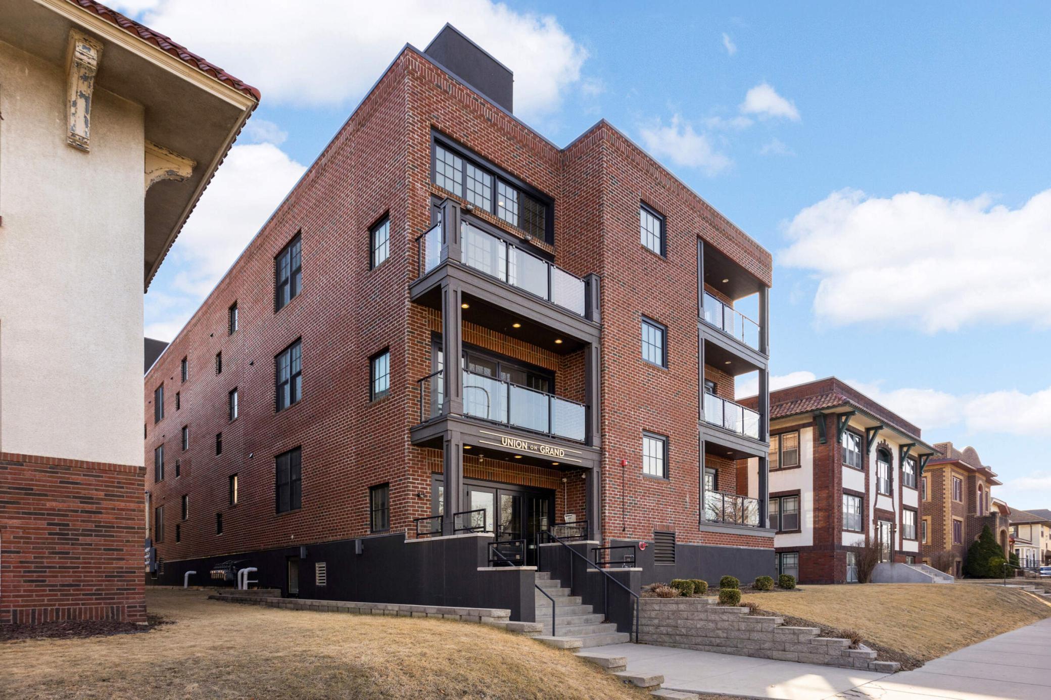 1174 Grand Avenue #301, Saint Paul, Minnesota image 2