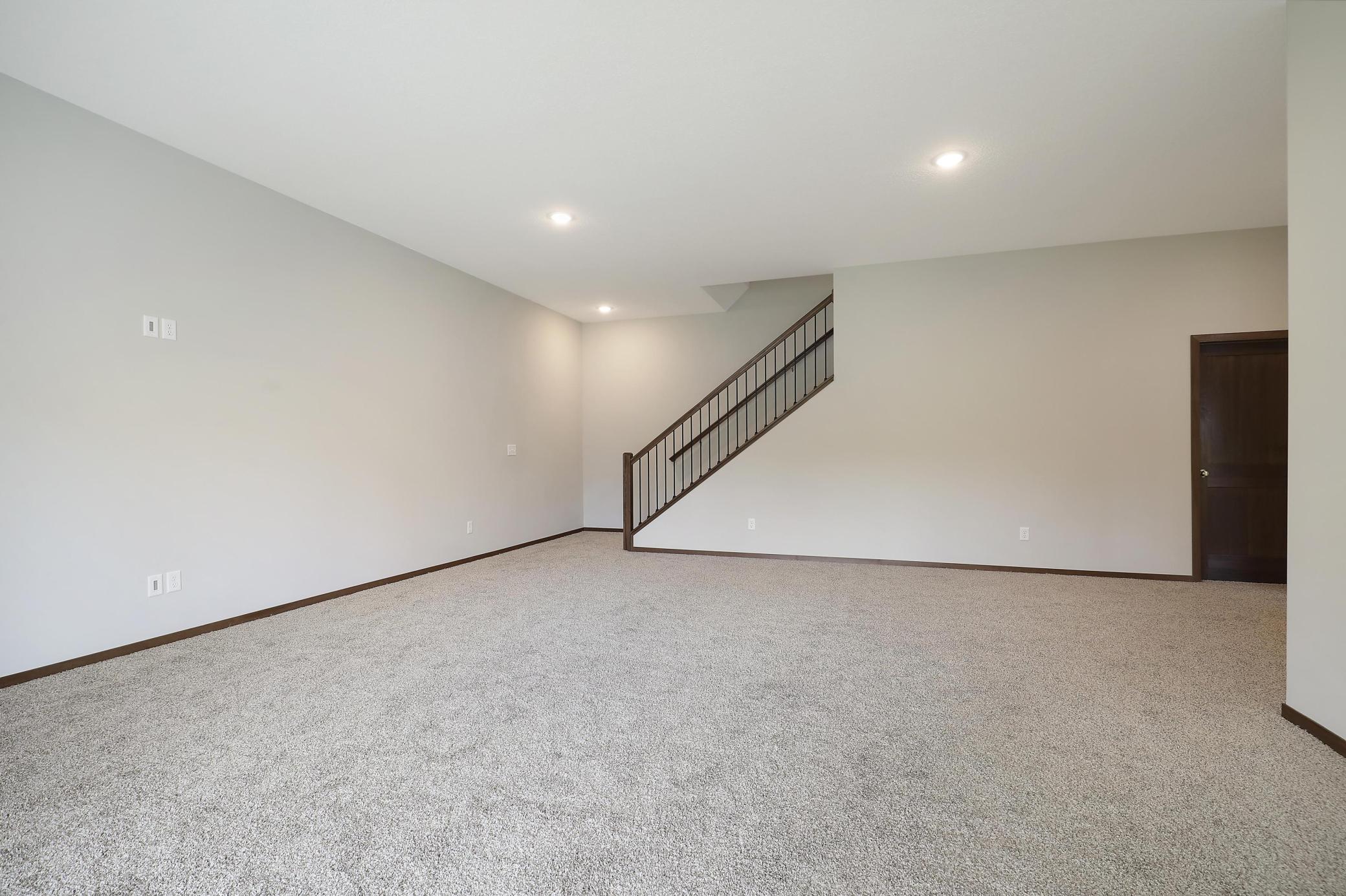 6958 Bovey Trail, Inver Grove Heights, Minnesota image 24