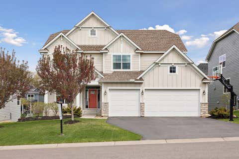 Homes For Sale - 5562 Zircon Lane<br/> Plymouth, MN 55446