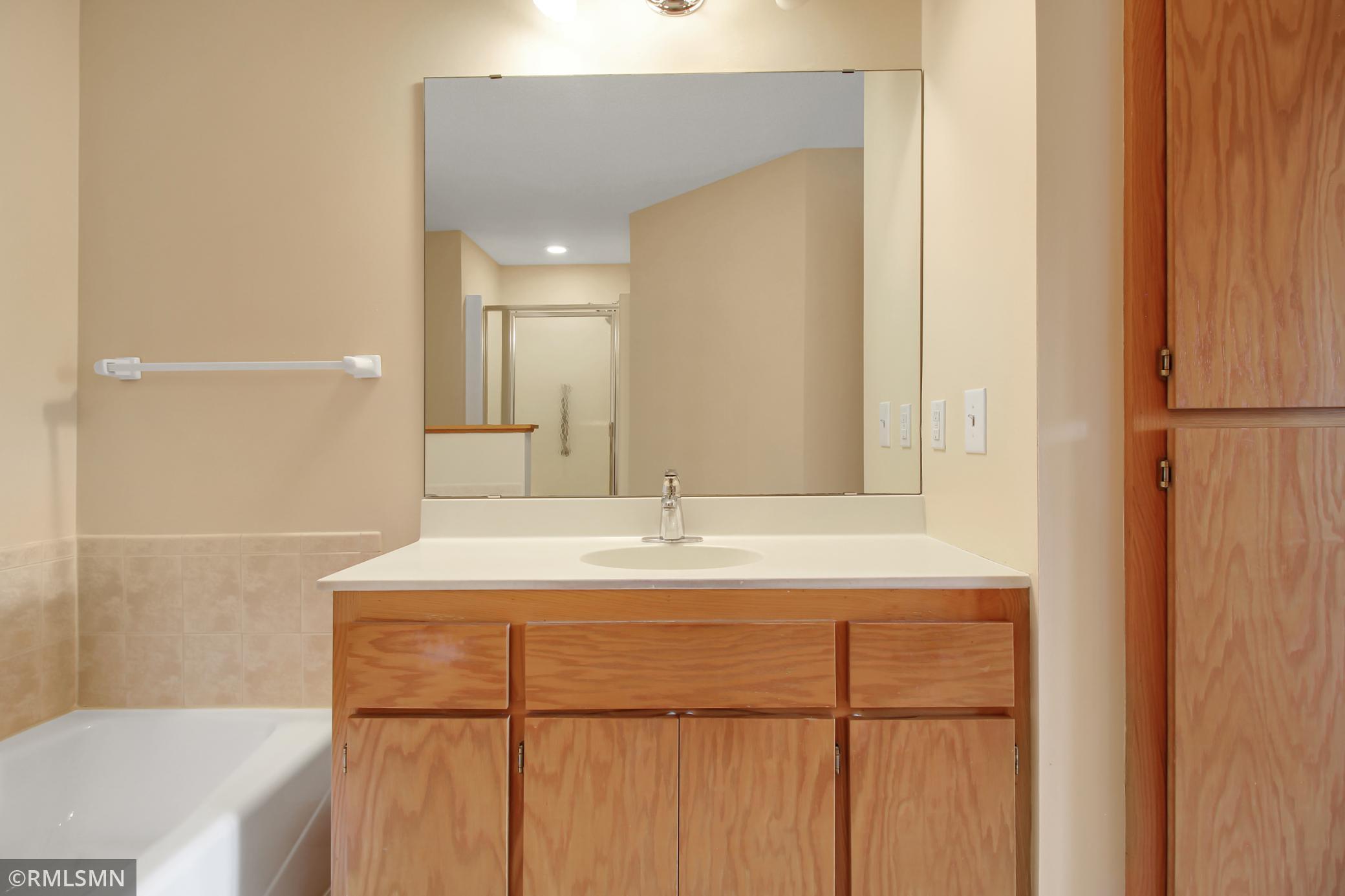 724 Emerald Ridge, Saint Paul, Minnesota image 20