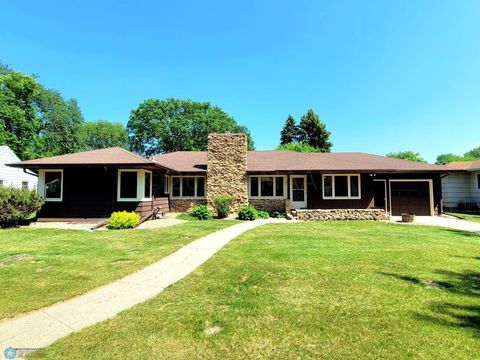 Apartment For Sale - 1328 10th Avenue<br/> Moorhead, MN 56560