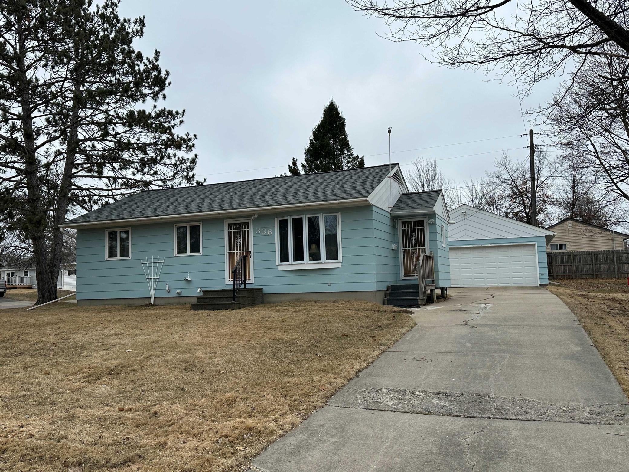 336 Arlington Road, Hoyt Lakes, Minnesota image 1