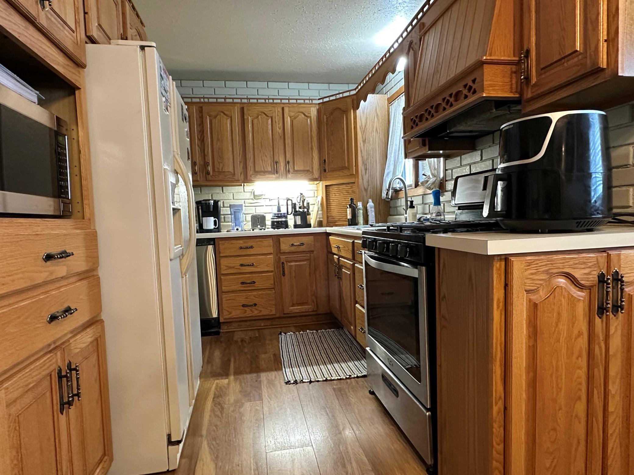 336 Arlington Road, Hoyt Lakes, Minnesota image 4