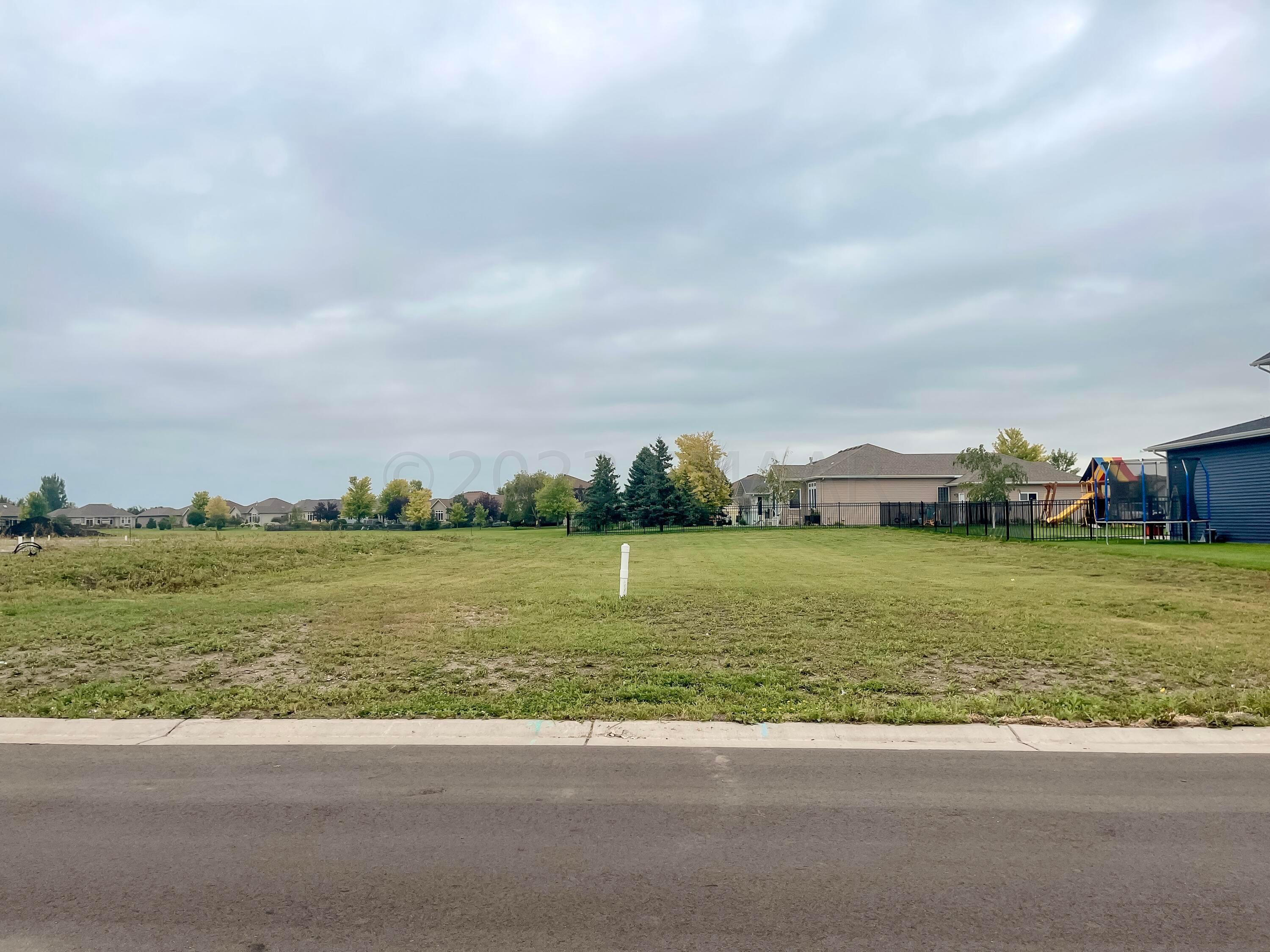 Moorhead, Minnesota 56560, United States, ,Land,Pending,60079