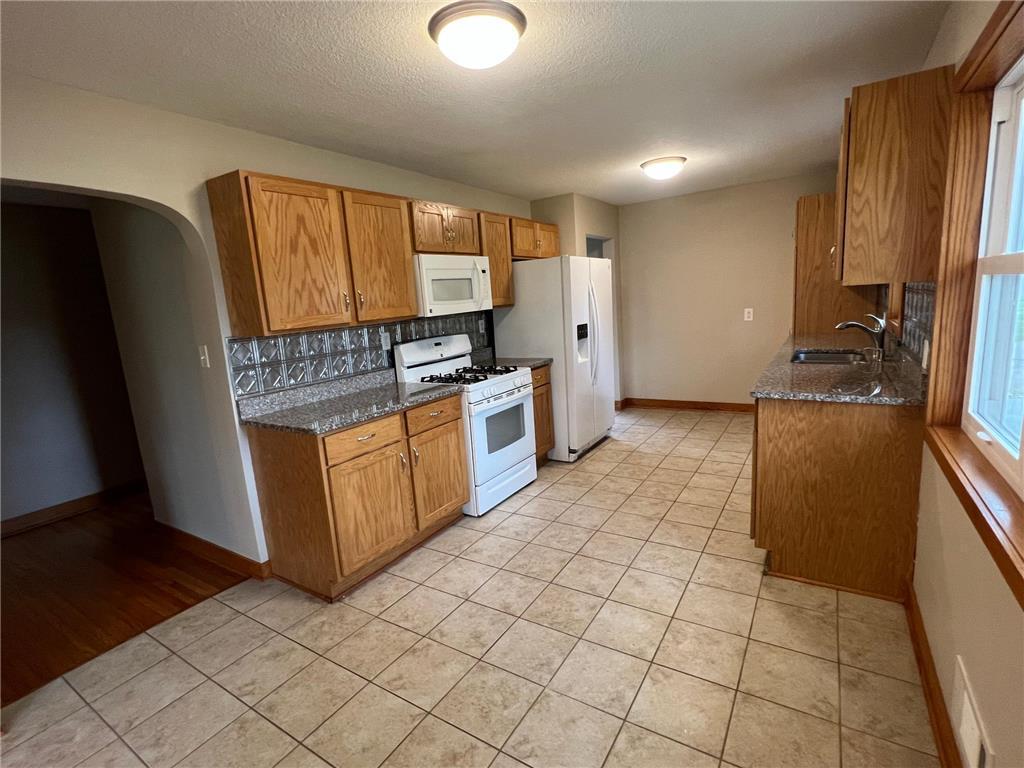 2098 County Road E, Saint Paul, Minnesota image 3