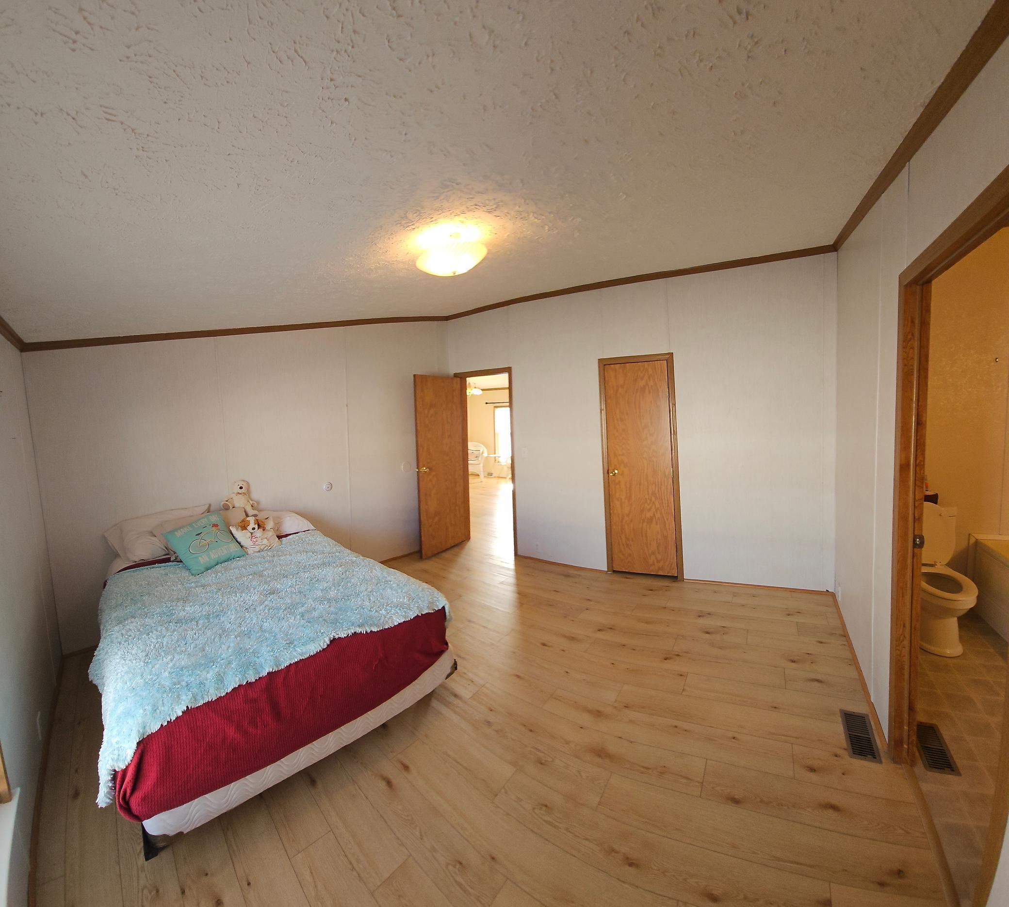 118 Snetting Drive, Thief River Falls, Minnesota image 5