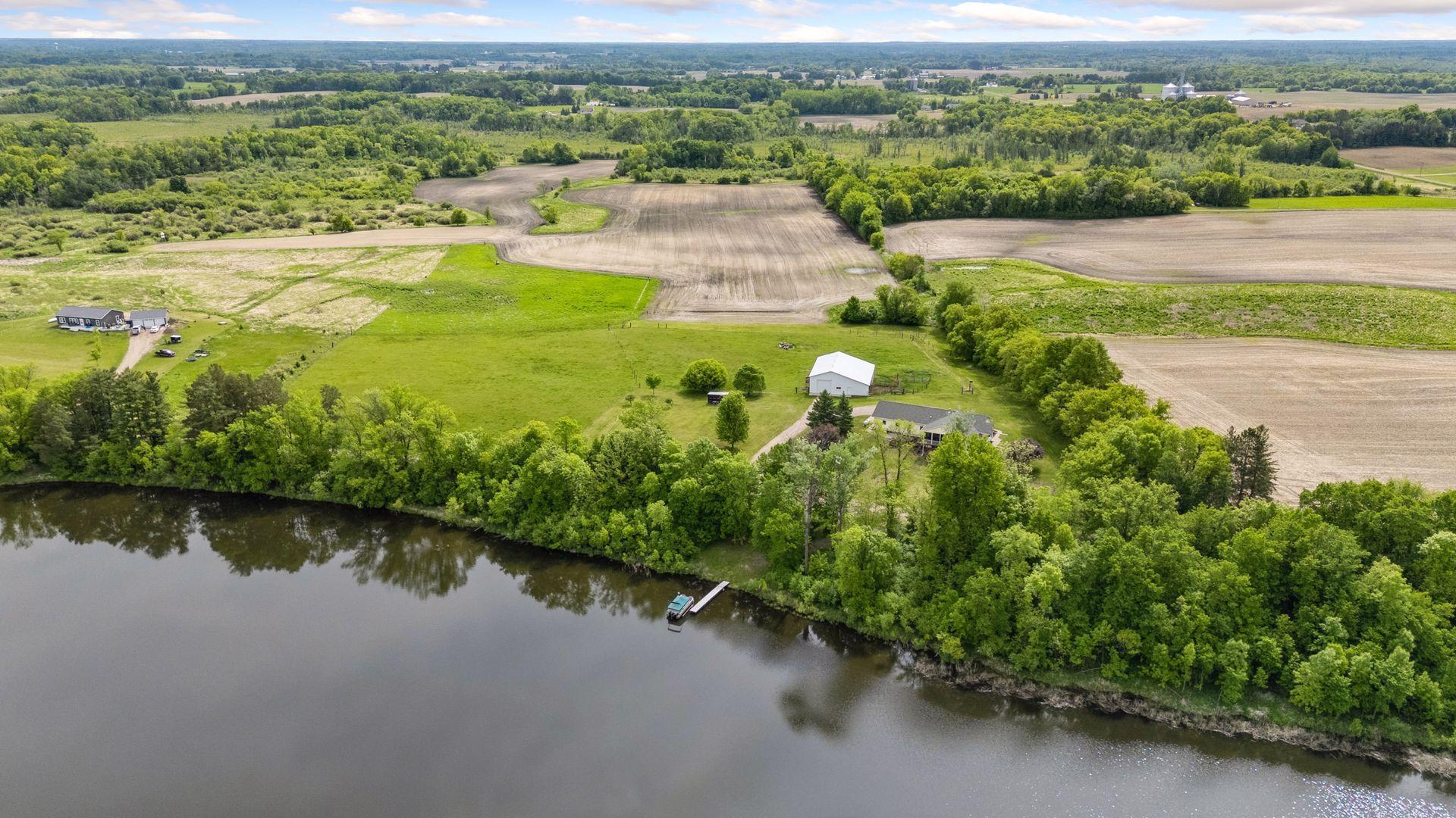 39937 Buchanan Street, Stanchfield, Minnesota image 2