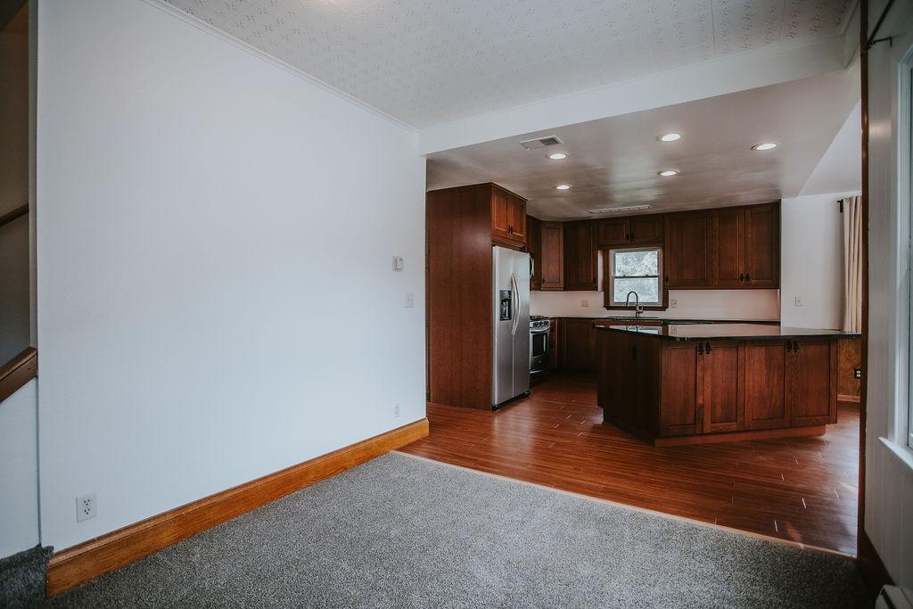 3306 11th Street, Austin, Minnesota image 32