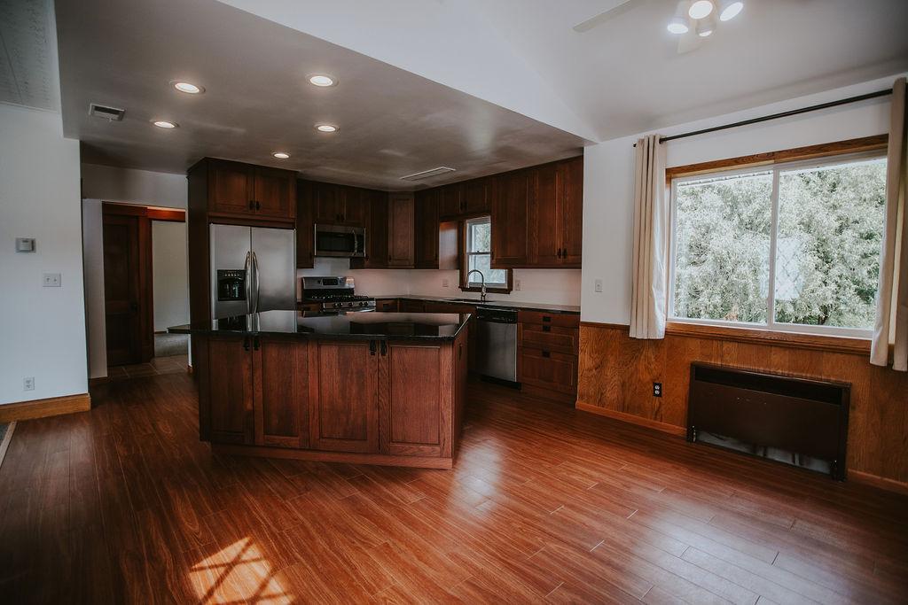 3306 11th Street, Austin, Minnesota image 22