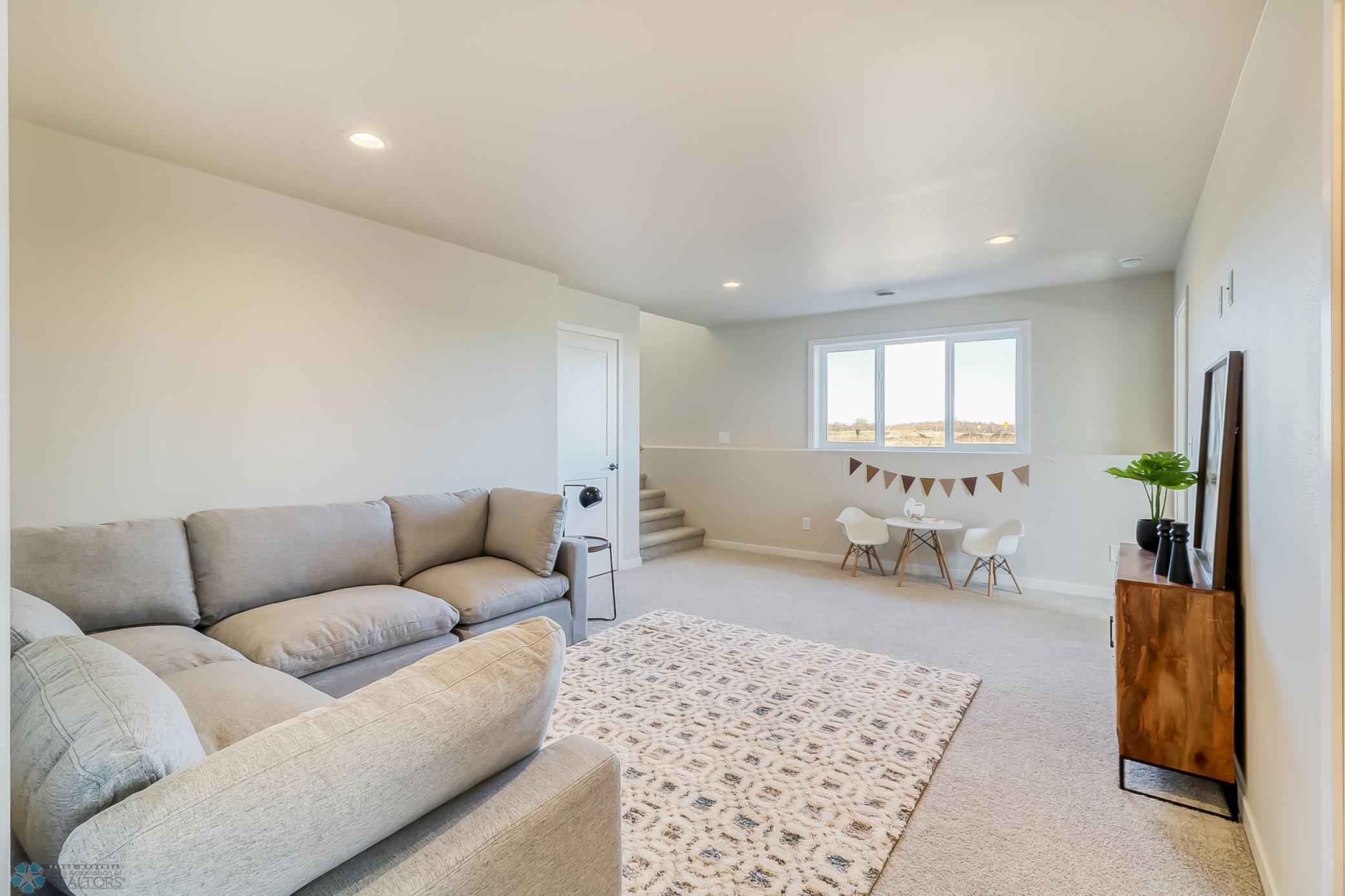 6662 Belding Drive, Fargo, North Dakota image 22