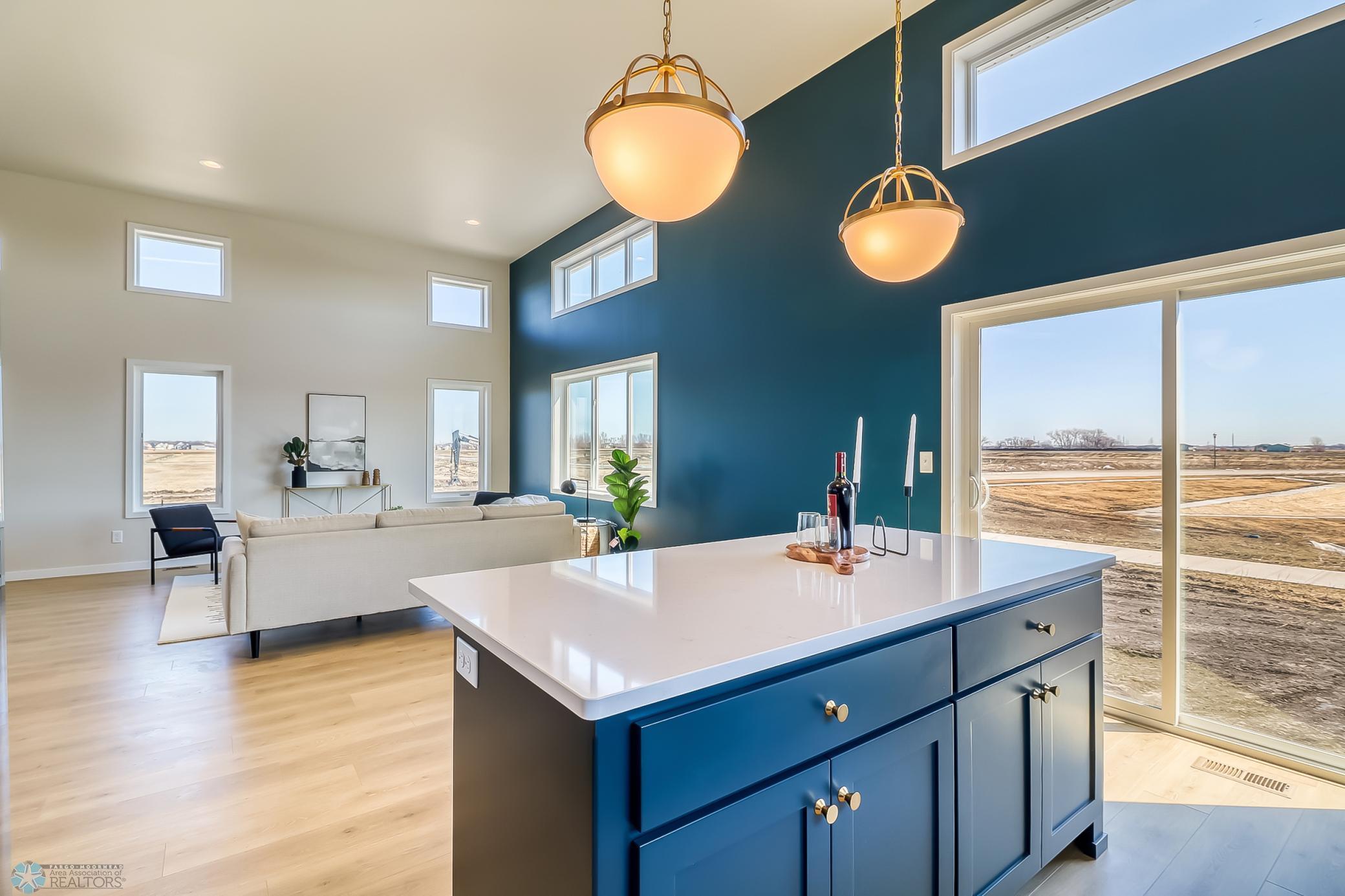 6662 Belding Drive, Fargo, North Dakota image 10