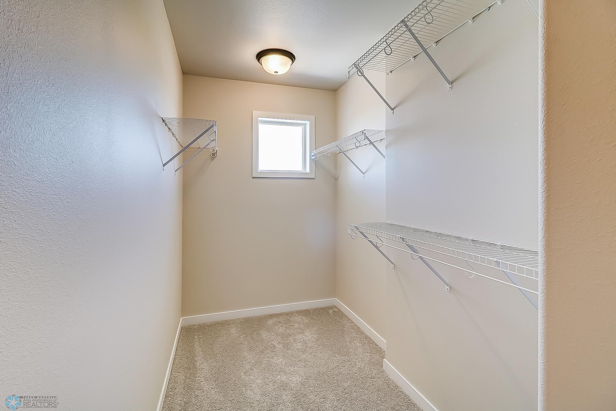6662 Belding Drive, Fargo, North Dakota image 17
