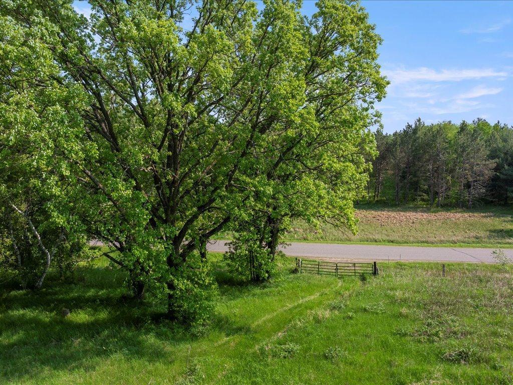 18696 Greer Lake Road, Crosby, Minnesota image 2