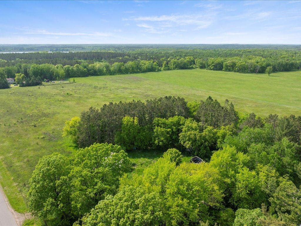 18696 Greer Lake Road, Crosby, Minnesota image 17