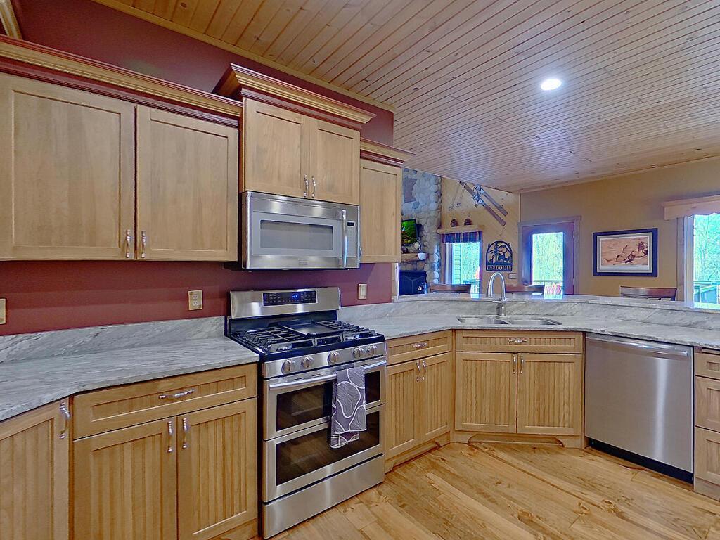 16694 206th Circle, Hutchinson, Minnesota image 17