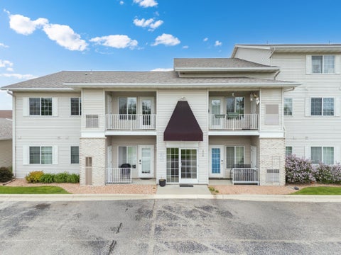 Condo For Sale - 2036 11th Avenue<br/> Rochester, MN 55904