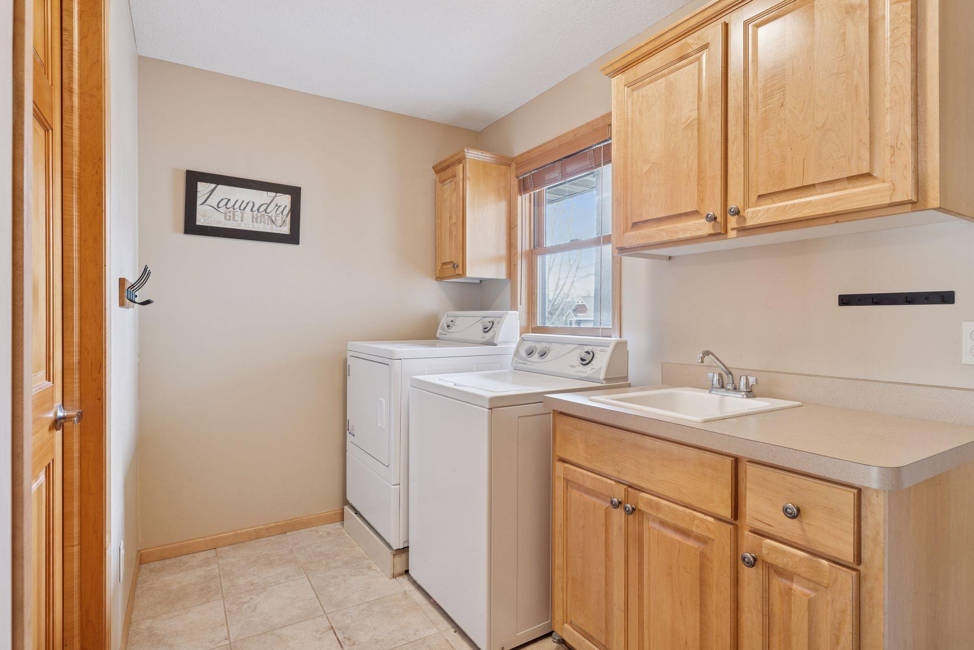 2164 Rushmore Drive, River Falls, Wisconsin image 29