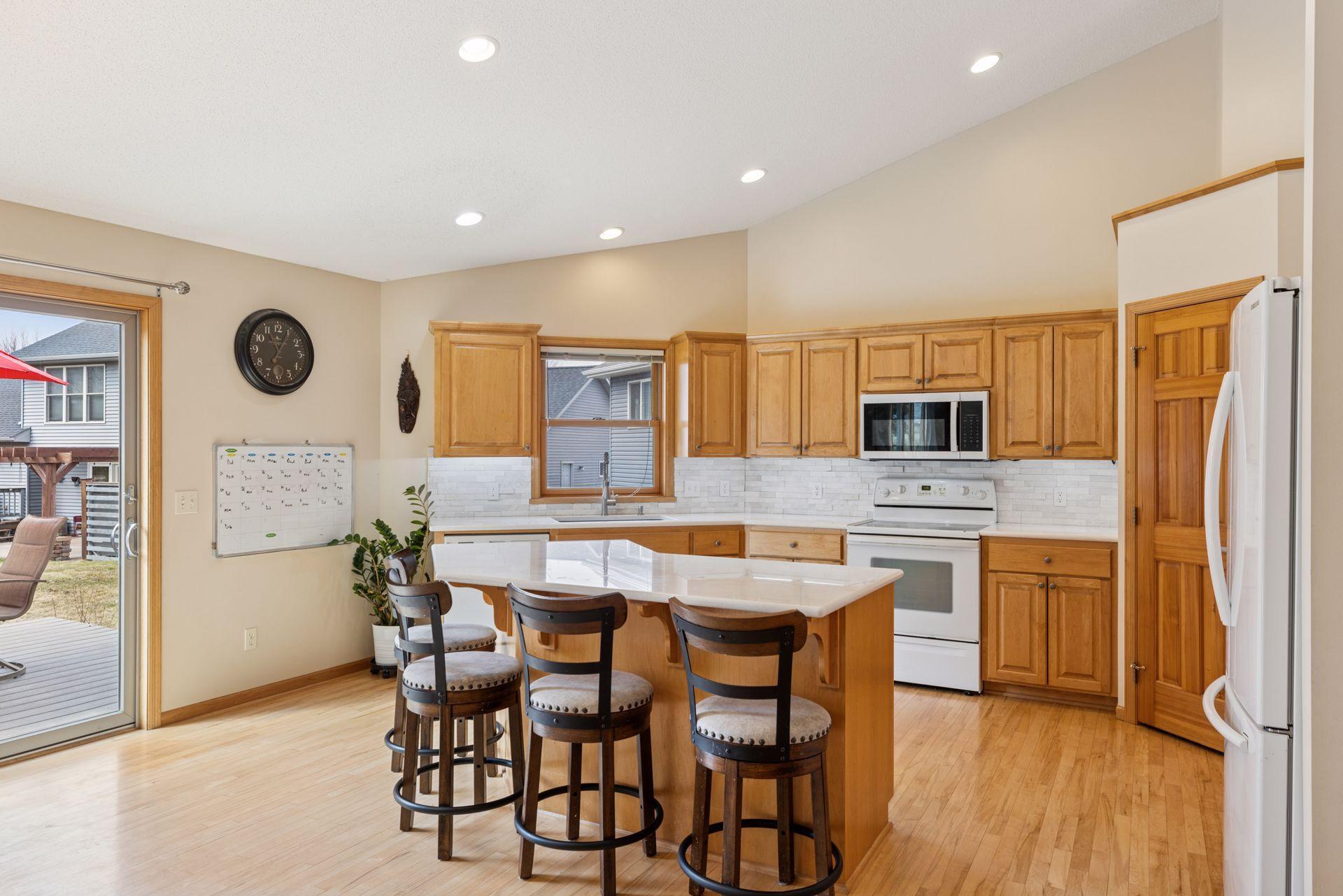 2164 Rushmore Drive, River Falls, Wisconsin image 12