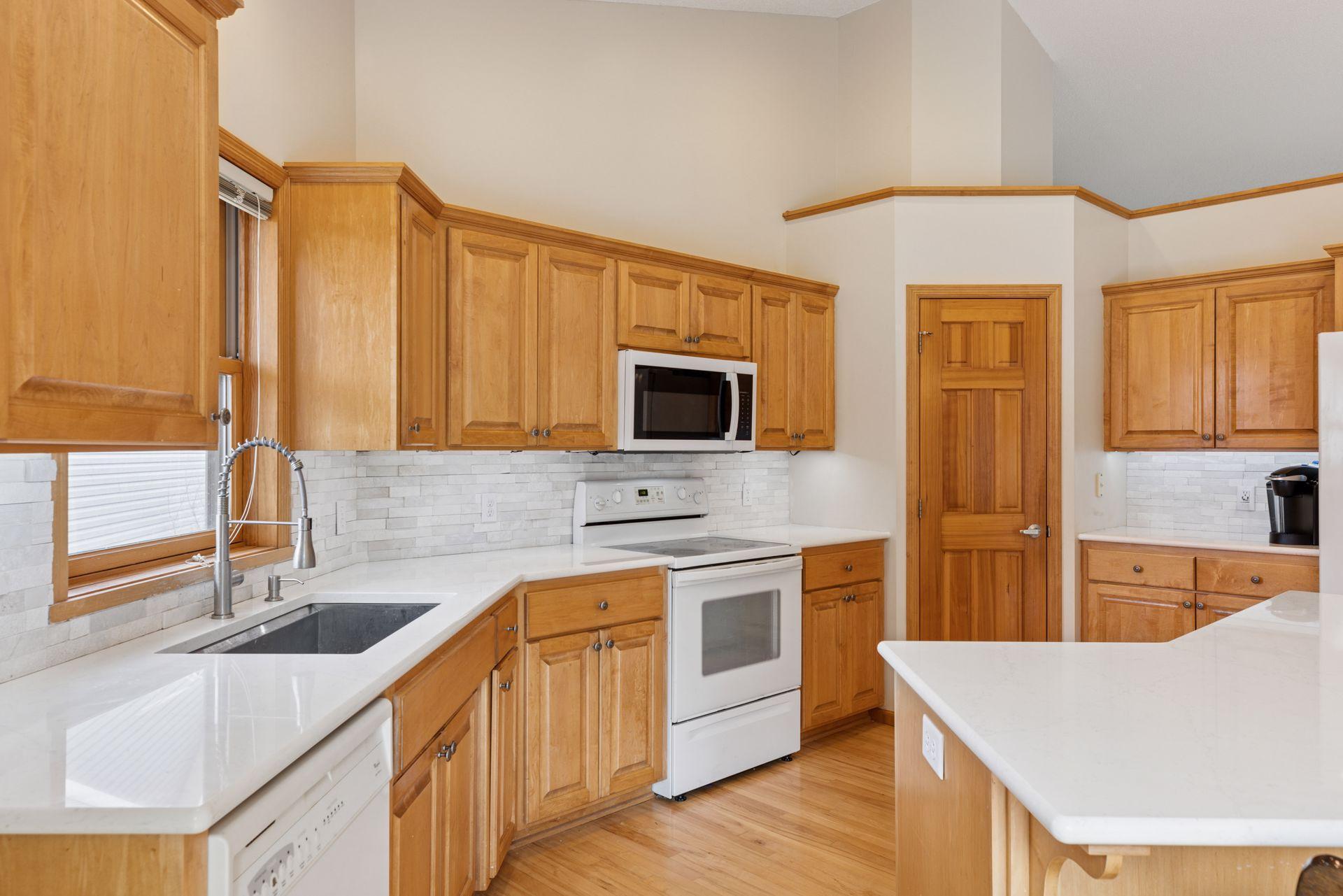 2164 Rushmore Drive, River Falls, Wisconsin image 15