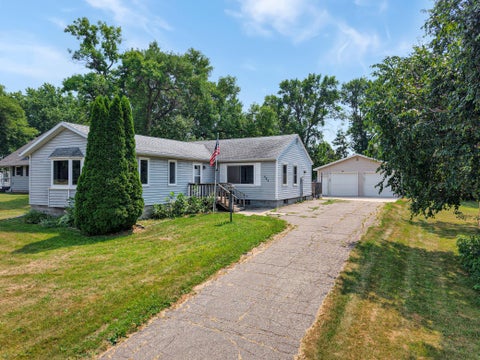 Homes For Sale - 815 1st Street<br/> Elbow Lake, MN 56531
