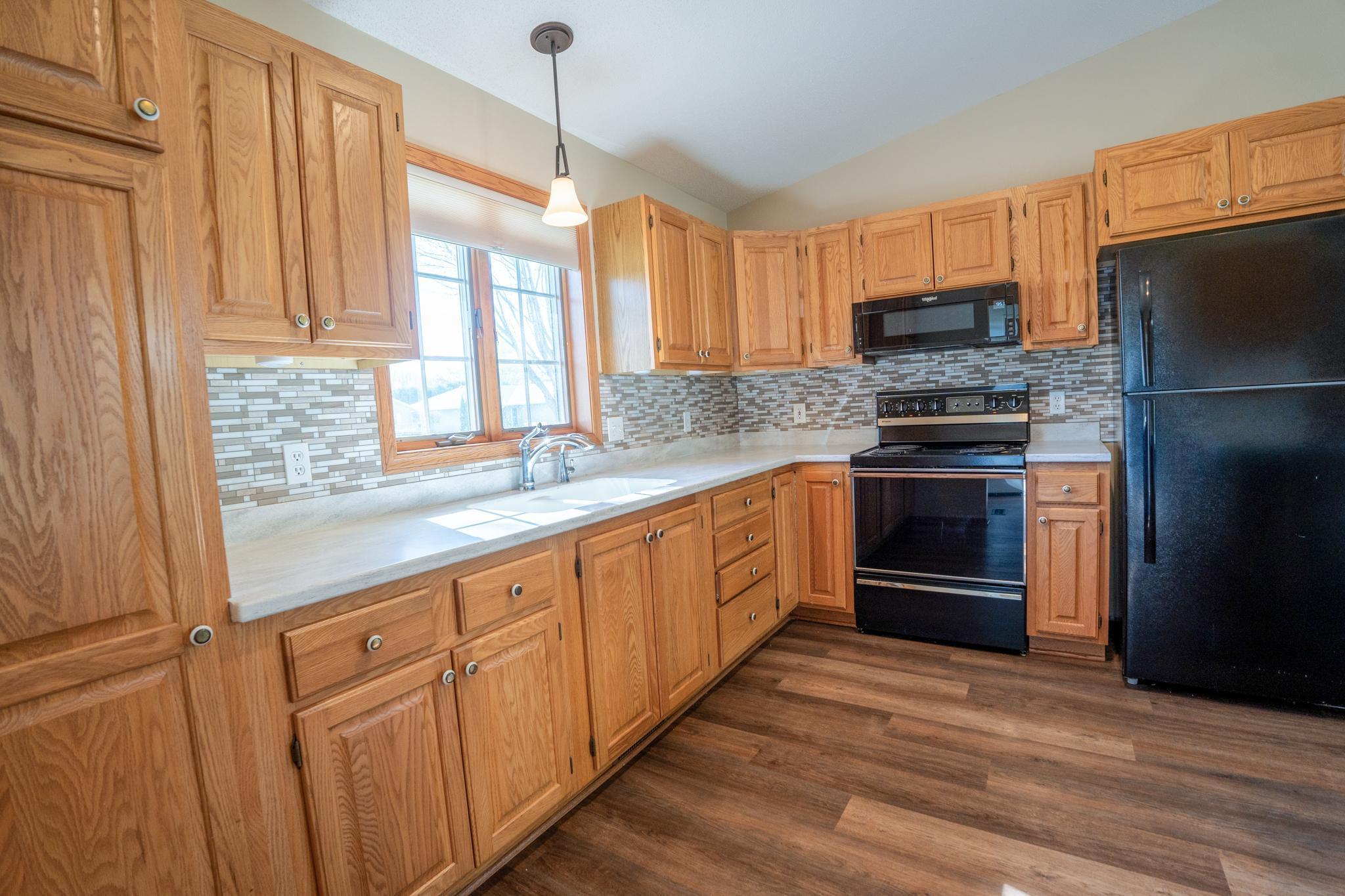 2606 9th Street, Willmar, Minnesota image 4