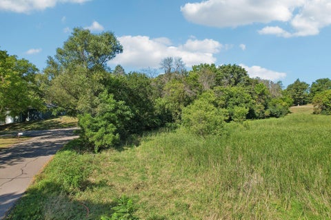 Vacant Land For Sale - 17908 Covington Road<br/> Minnetonka, MN 55345