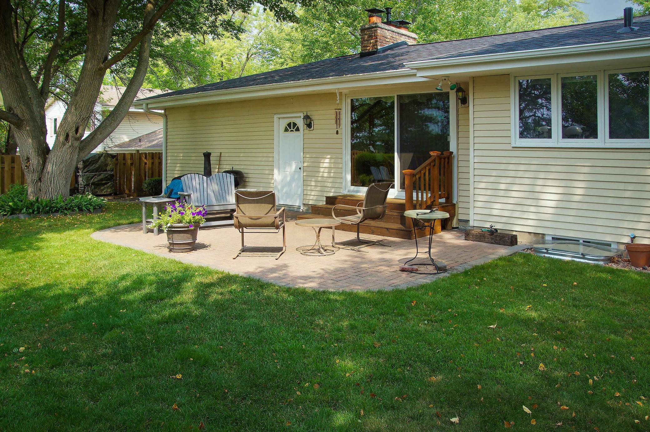 10033 Nord Road, Minneapolis, Minnesota image 8