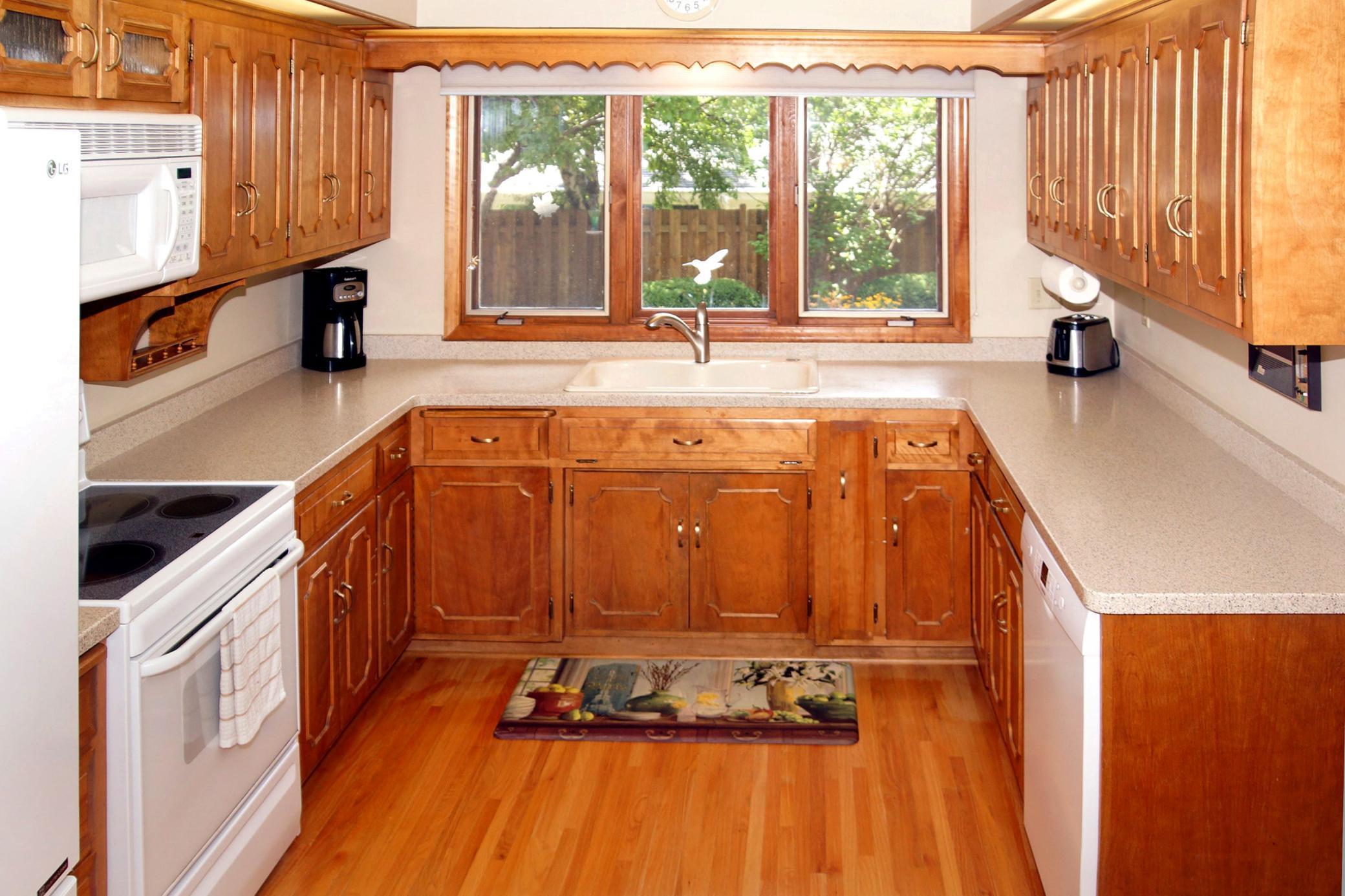 10033 Nord Road, Minneapolis, Minnesota image 13