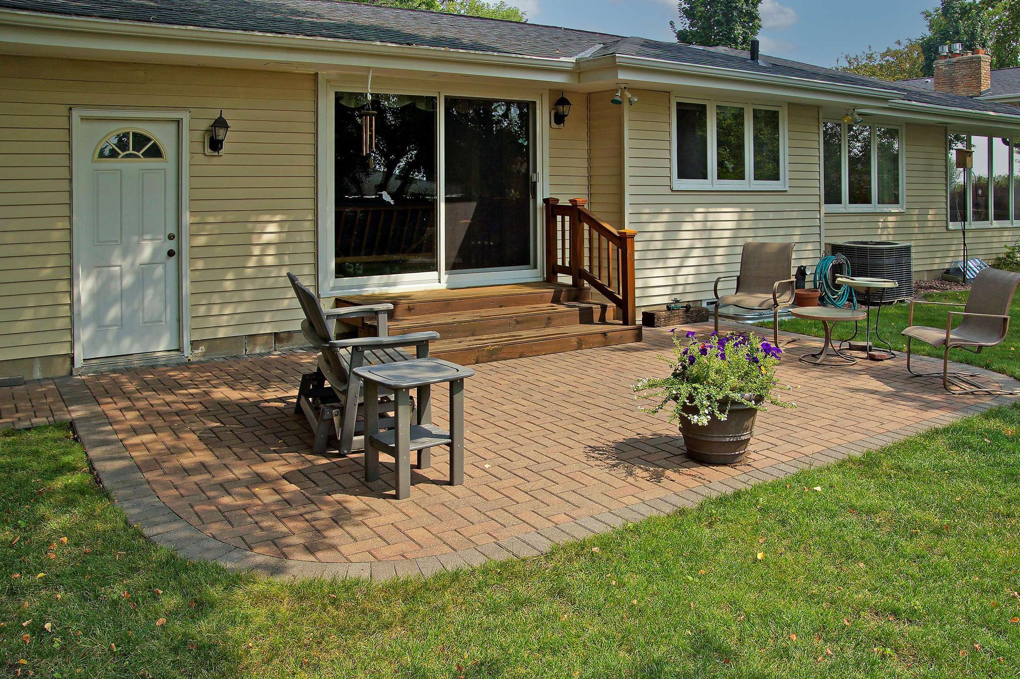 10033 Nord Road, Minneapolis, Minnesota image 6
