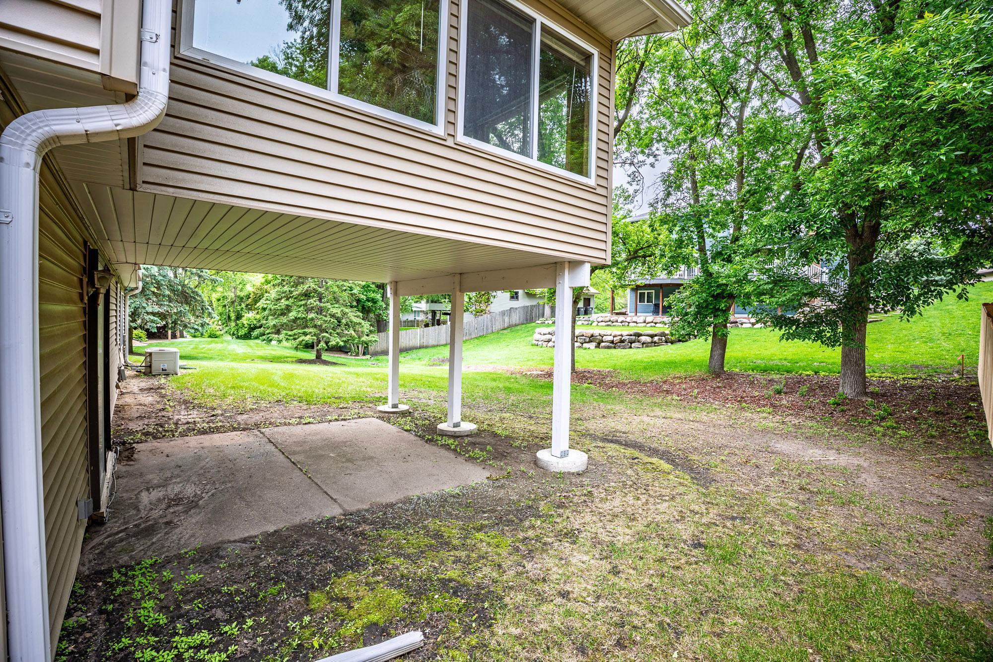 14140 Vale Court, Eden Prairie, Minnesota image 32