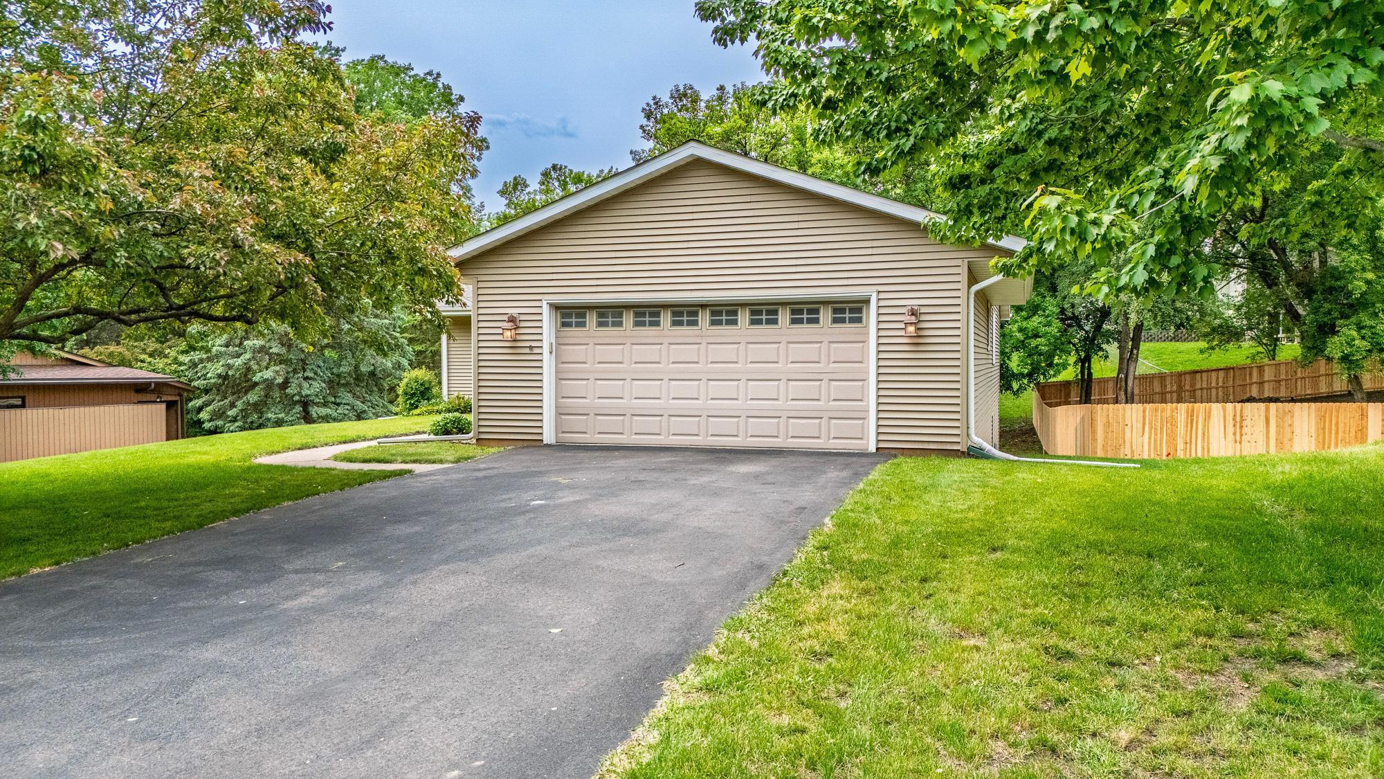 14140 Vale Court, Eden Prairie, Minnesota image 45