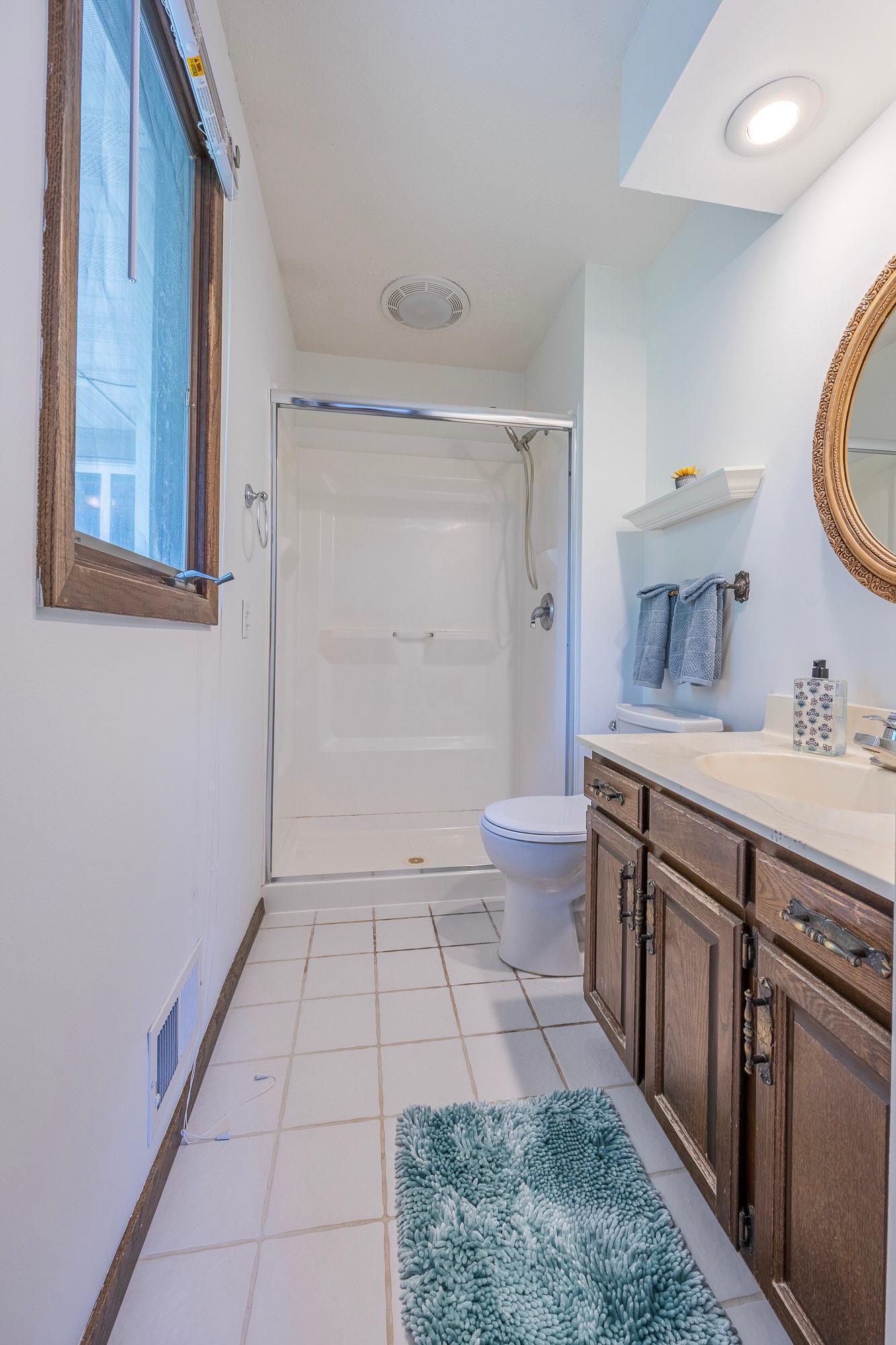 14140 Vale Court, Eden Prairie, Minnesota image 30