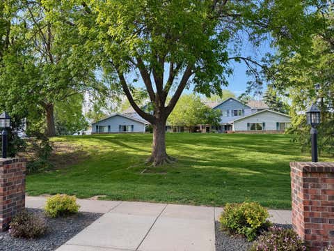 Condo For Sale - 7646 13th Street<br/> Saint Paul, MN 55128