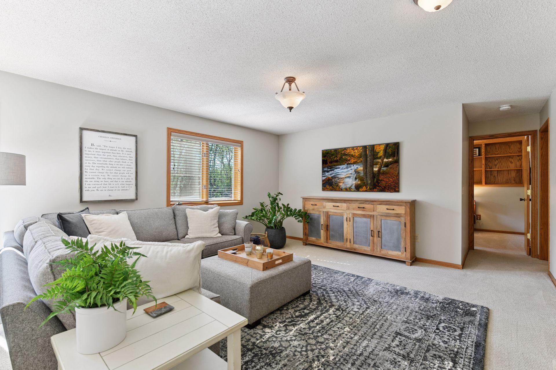 7413 Paulsen Drive, Eden Prairie, Minnesota image 14