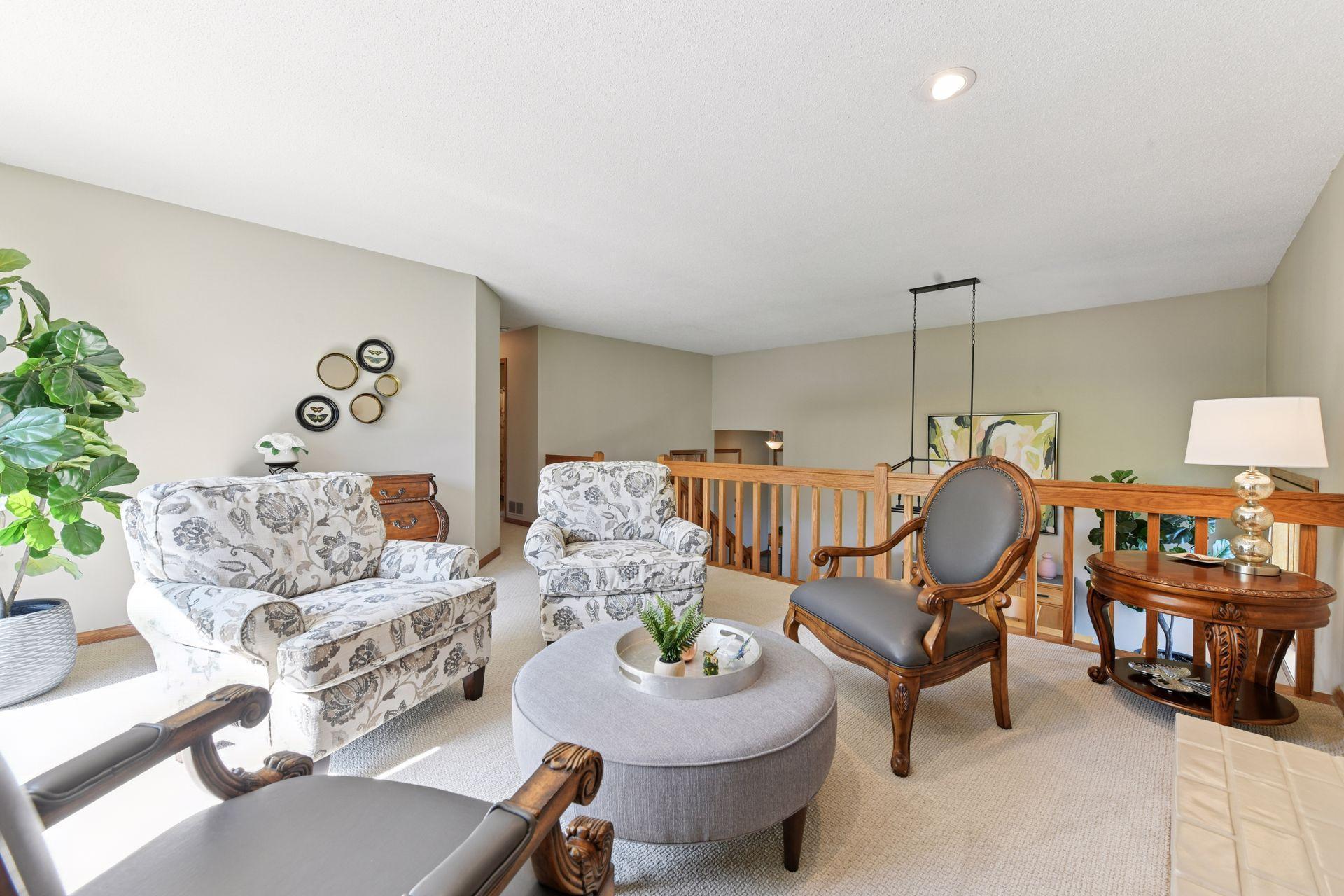 7413 Paulsen Drive, Eden Prairie, Minnesota image 9