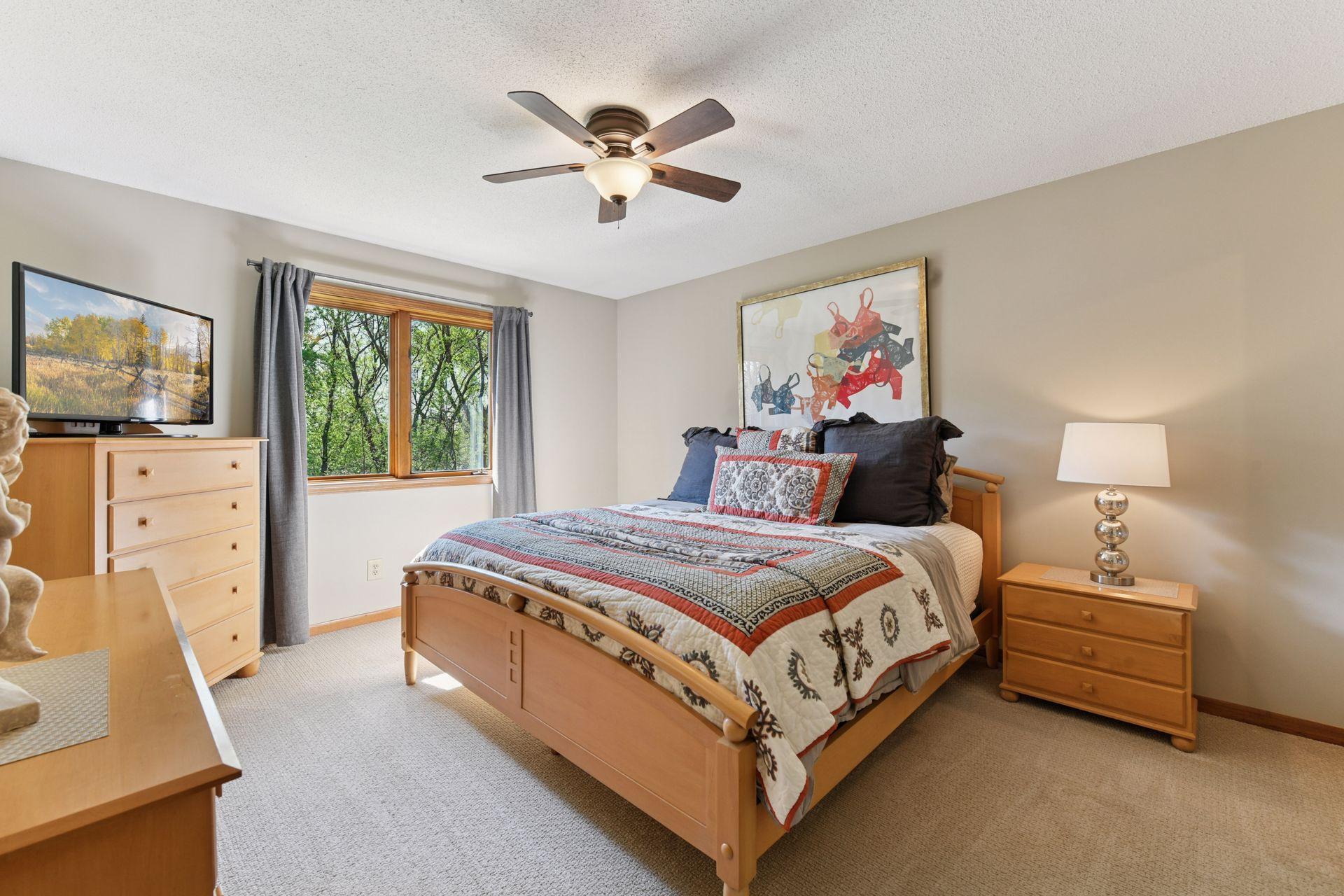 7413 Paulsen Drive, Eden Prairie, Minnesota image 10