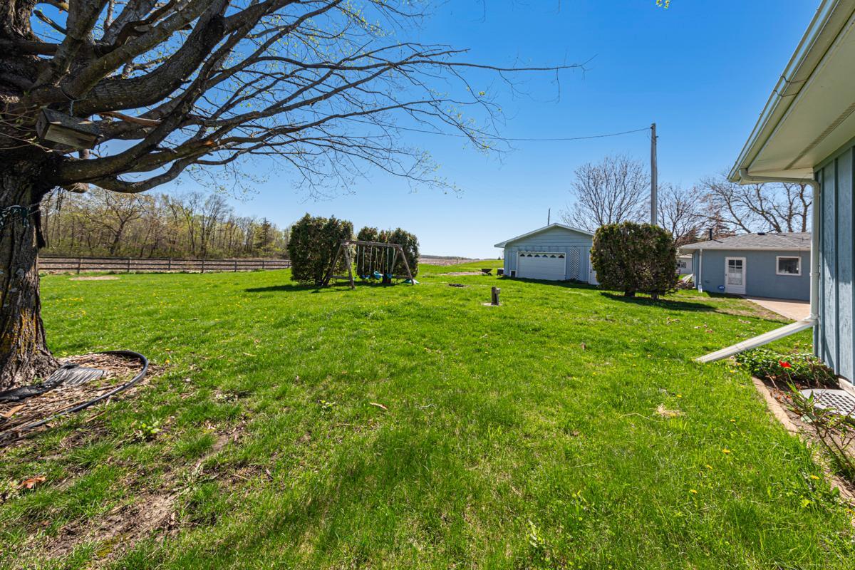 15426 Shieldsville Boulevard, Faribault, Minnesota image 12