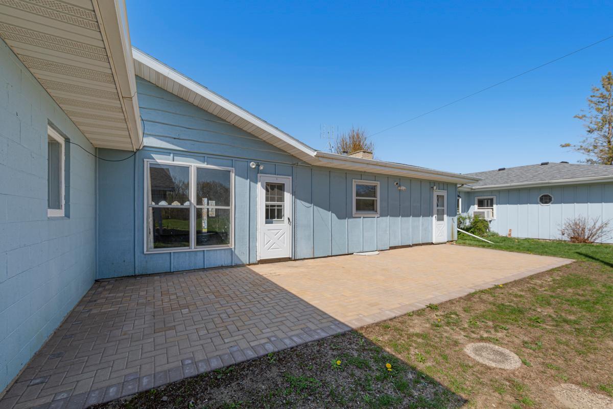 15426 Shieldsville Boulevard, Faribault, Minnesota image 6