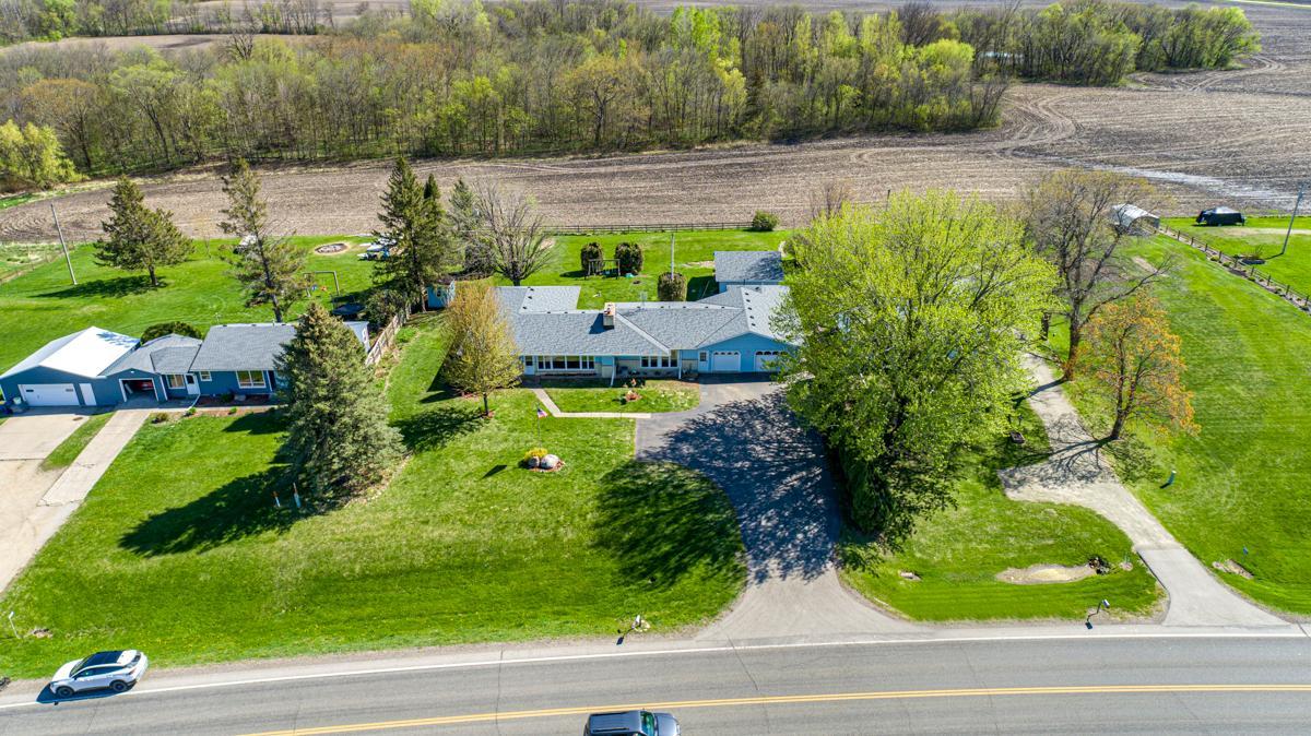 15426 Shieldsville Boulevard, Faribault, Minnesota image 2